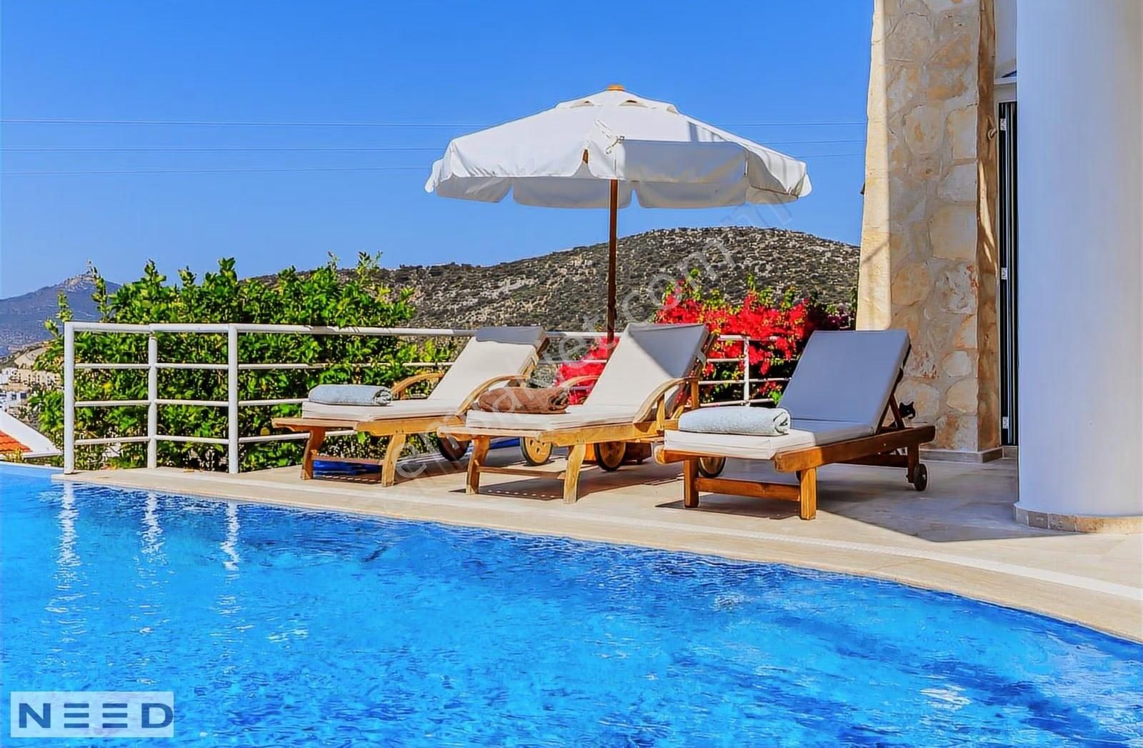 Özel Tasarım Geniş 5+2 Özel Havuzlu Villa - Görsel 22