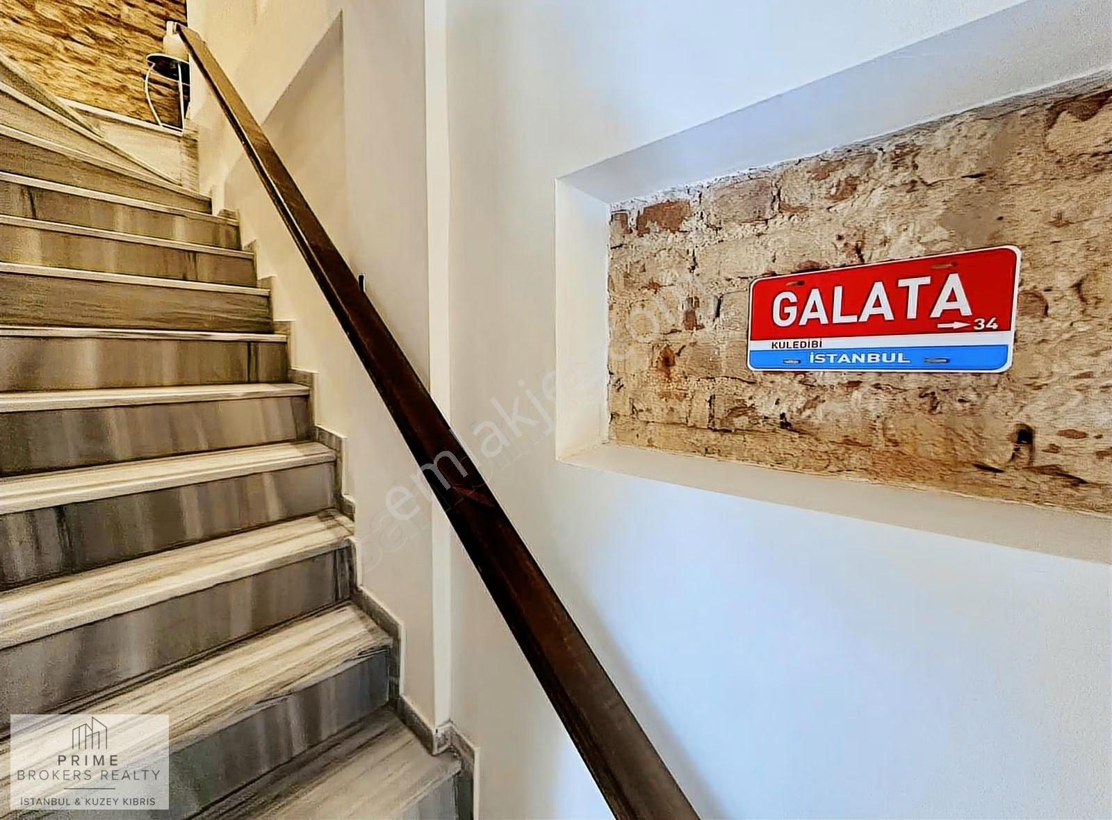 Galata Merkezde Komple Yenilenmiş 2 Katlı Kiralık Eşyalı Dükkan - Görsel 5