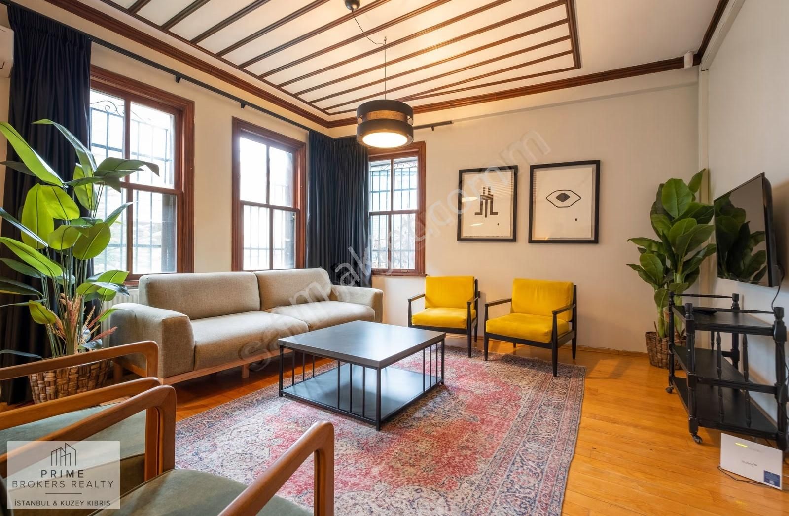 Fındıklıda Geniş Teraslı Manzaralı Bahçeli 4 Katlı Kiralık Köşk - Görsel 17