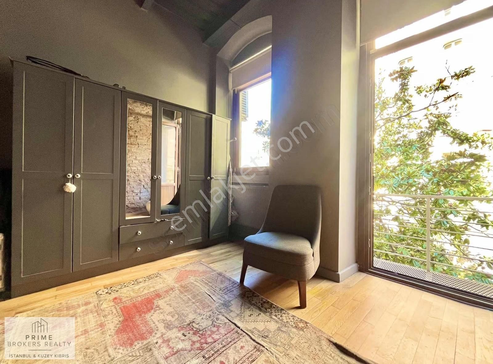 Galata'ya Adım Mesafede Tarihi Dokuda Kdv Avantajlı Harika Ofis - Görsel 12