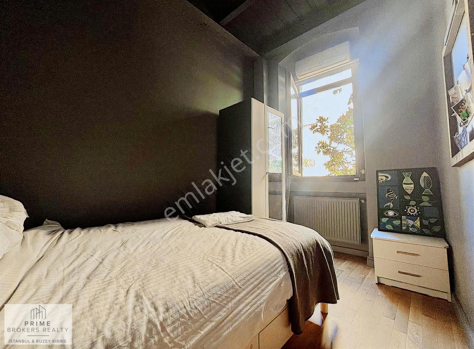 Hıgh-ceılıng Apartment In A Hıstorıc Buıldıng Central Galata - Görsel 5