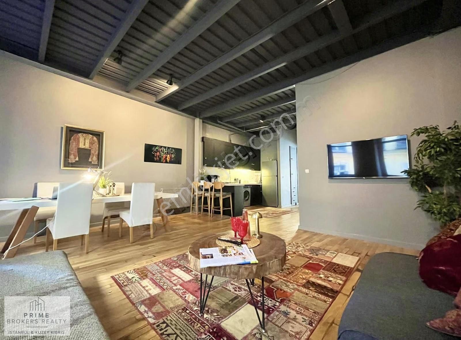 Hıgh-ceılıng Apartment In A Hıstorıc Buıldıng Central Galata - Görsel 10