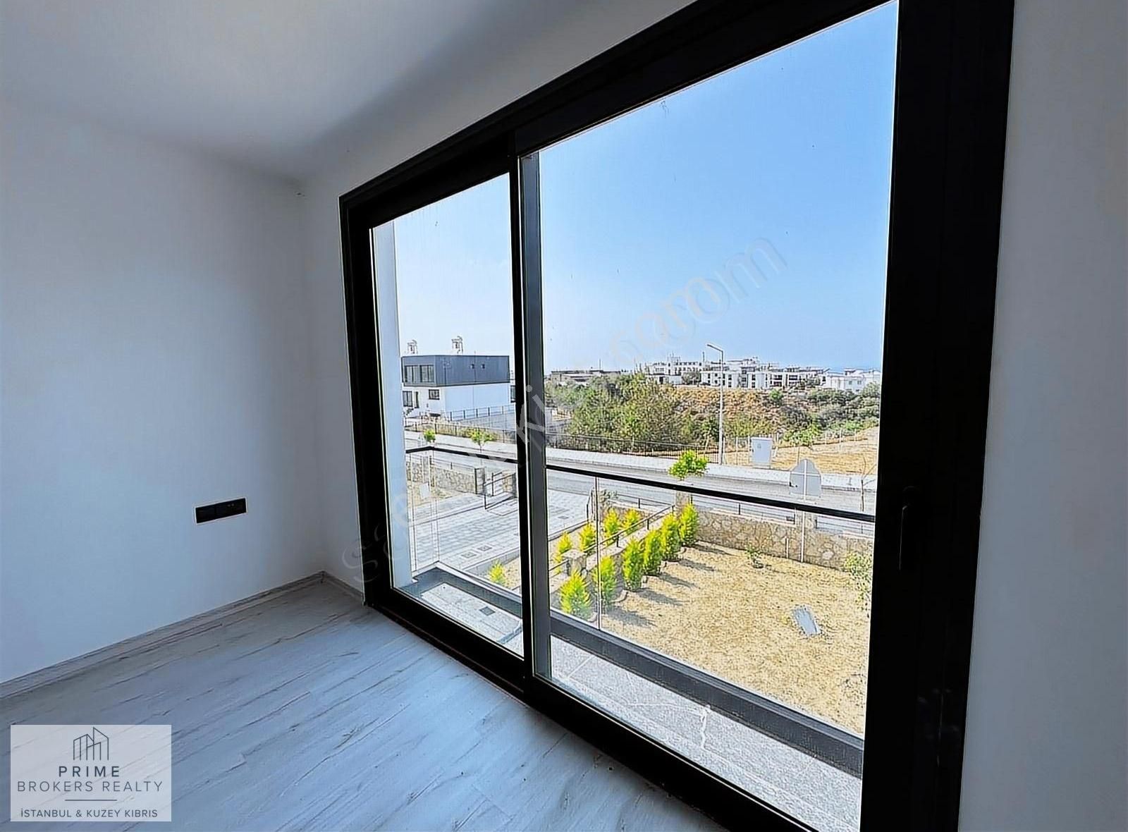 Kktc Girne Çatalköy Yeni Tamamlanmış Site İçerisinde 4+1 Villa - Görsel 20