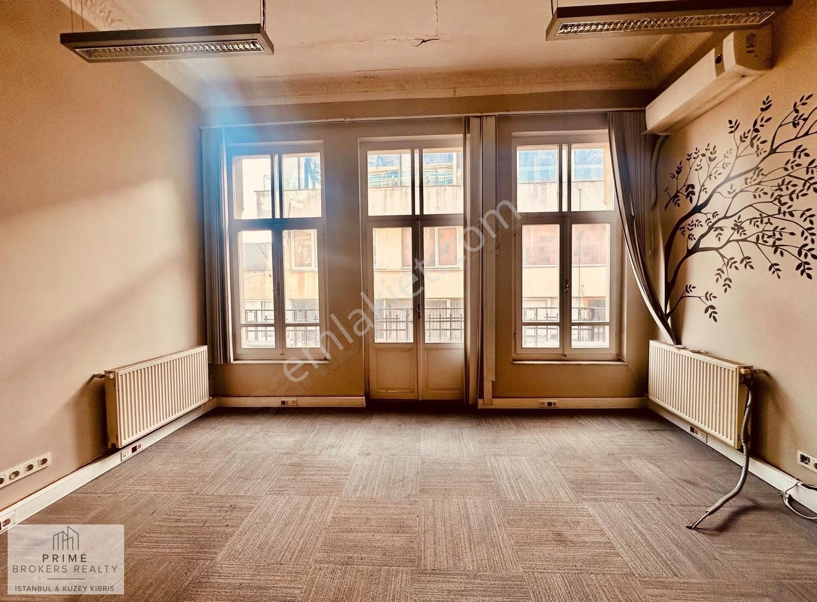 Beyoğlu Odakule'de, İstiklal Caddesine 3.binada Kiralık Katlar - Görsel 8