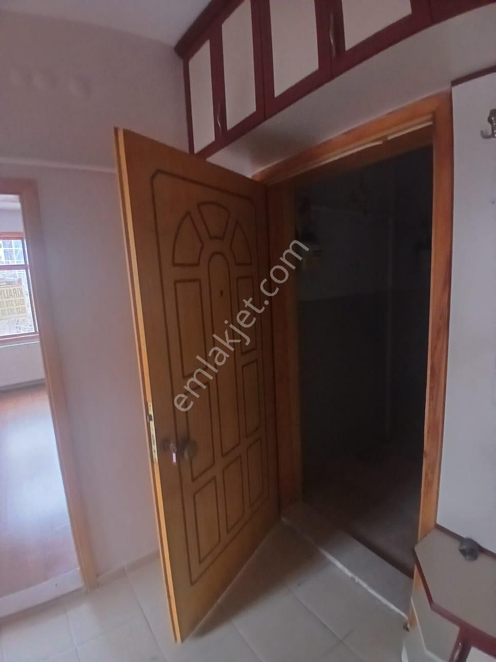 İsa Kavak Gayrimenkul’den Parsana Bölgesinde Kiralık 3+1 Ara Kat Daire - Görsel 6