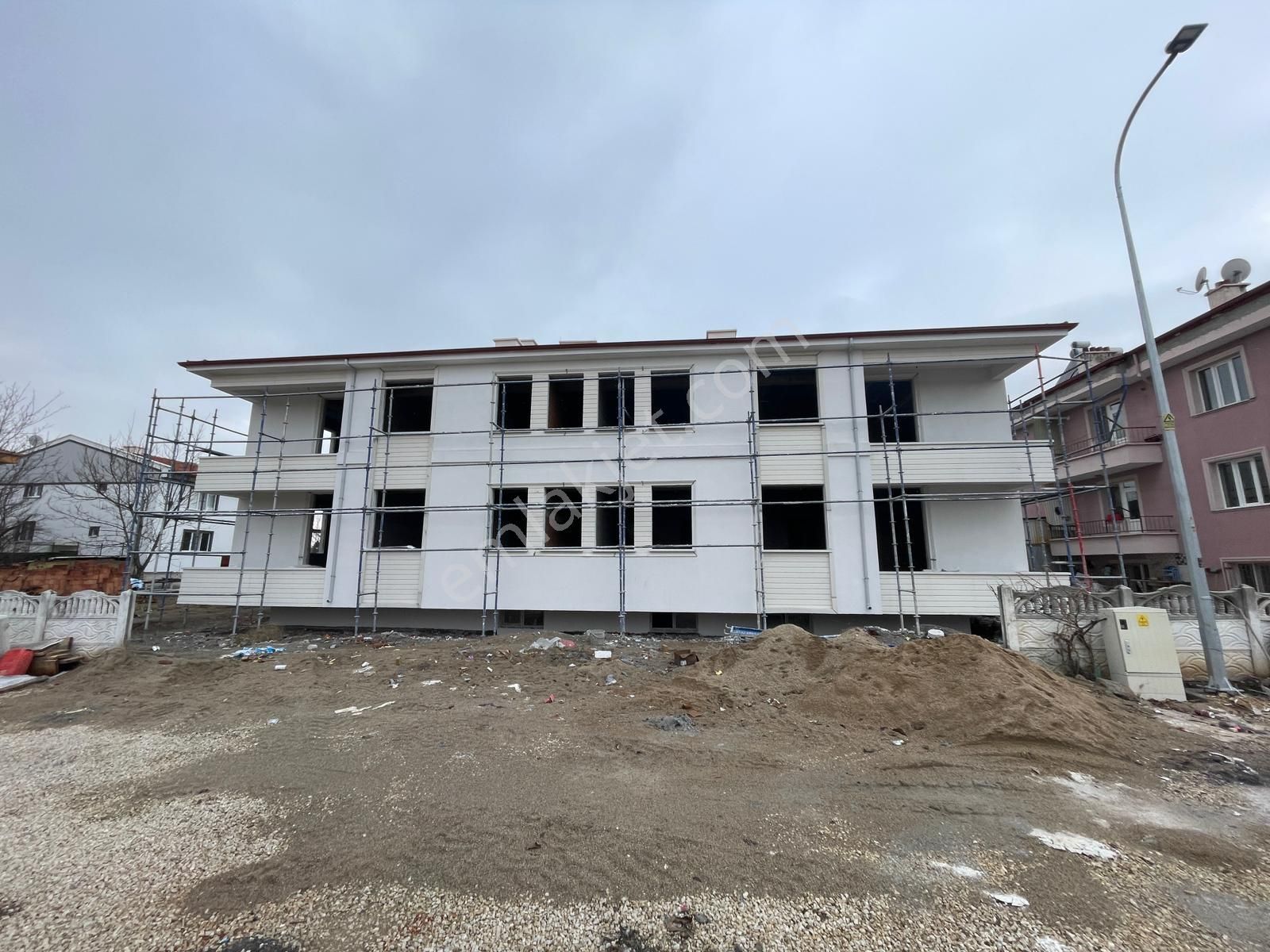 Afyon Üçok Emlaktan Beyazıt Mah Satılık Sıfır 3+1 Lüx Geniş Daireler