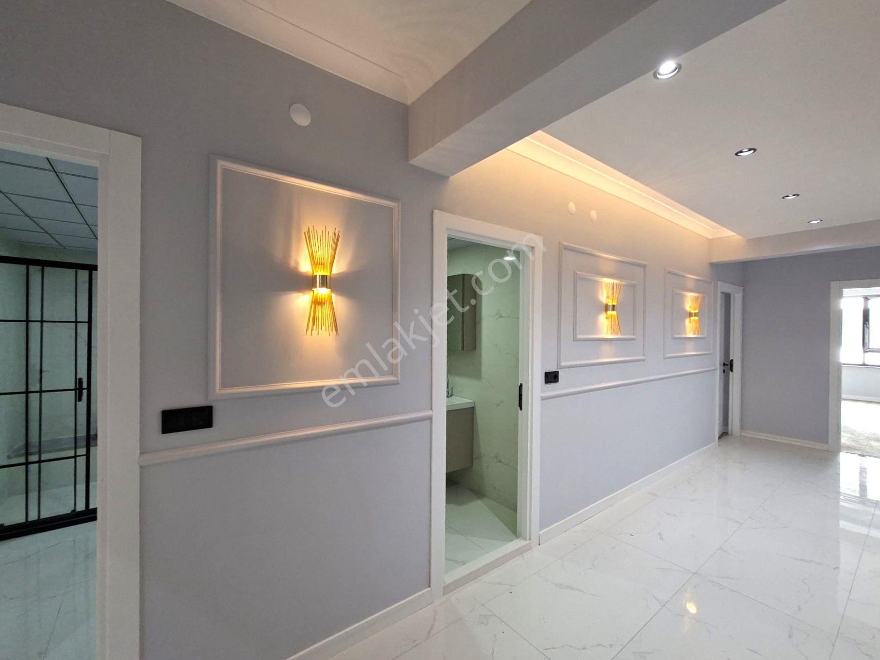 Recep Ümit'ten Şarhöyükte Satılık 190 M2 Süper Lux Özel Garajlı Şahane Daire - Görsel 13