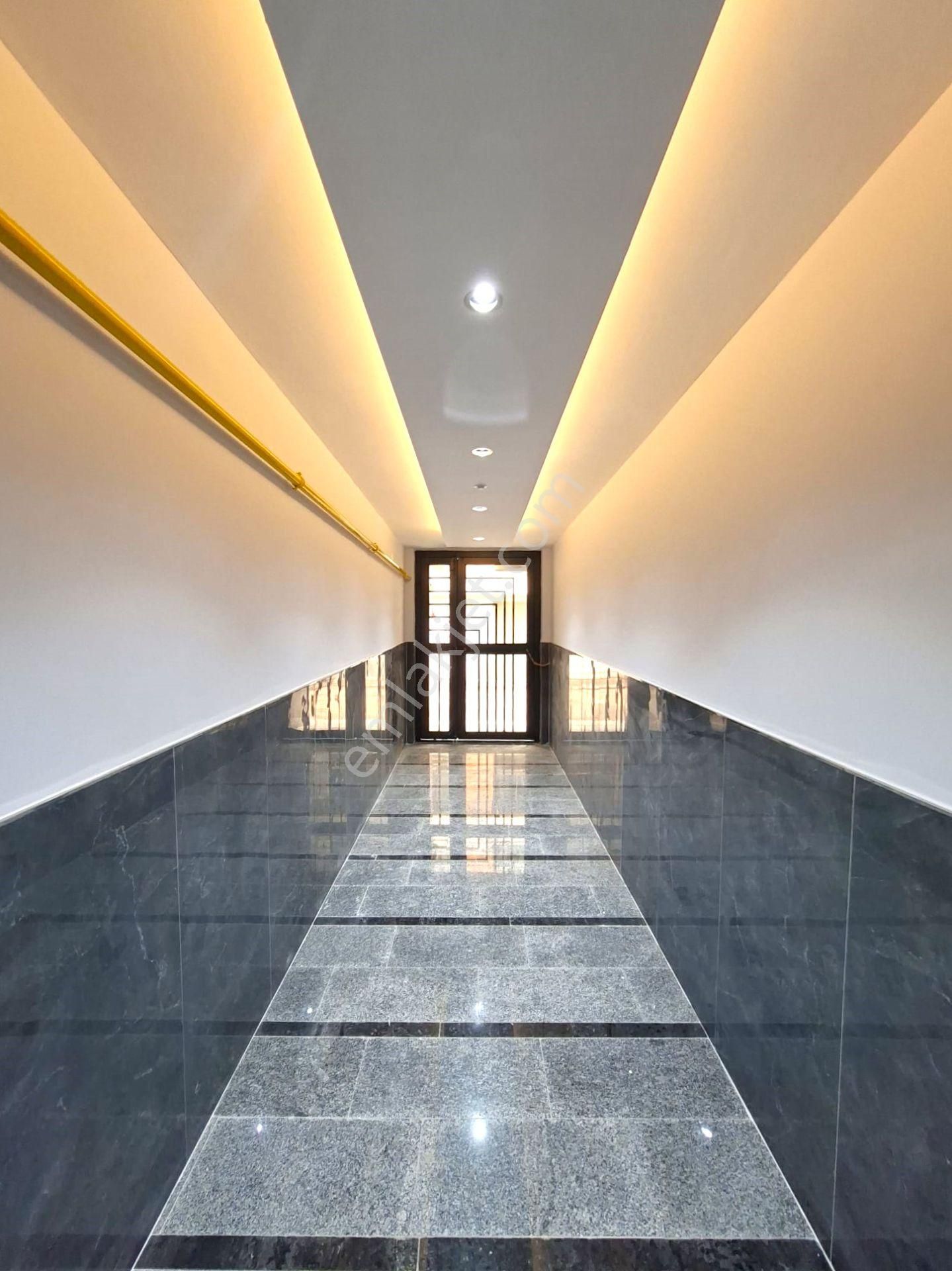 Recep Ümit'ten Şarhöyükte Satılık 190 M2 Süper Lux Özel Garajlı Şahane Daire - Görsel 32