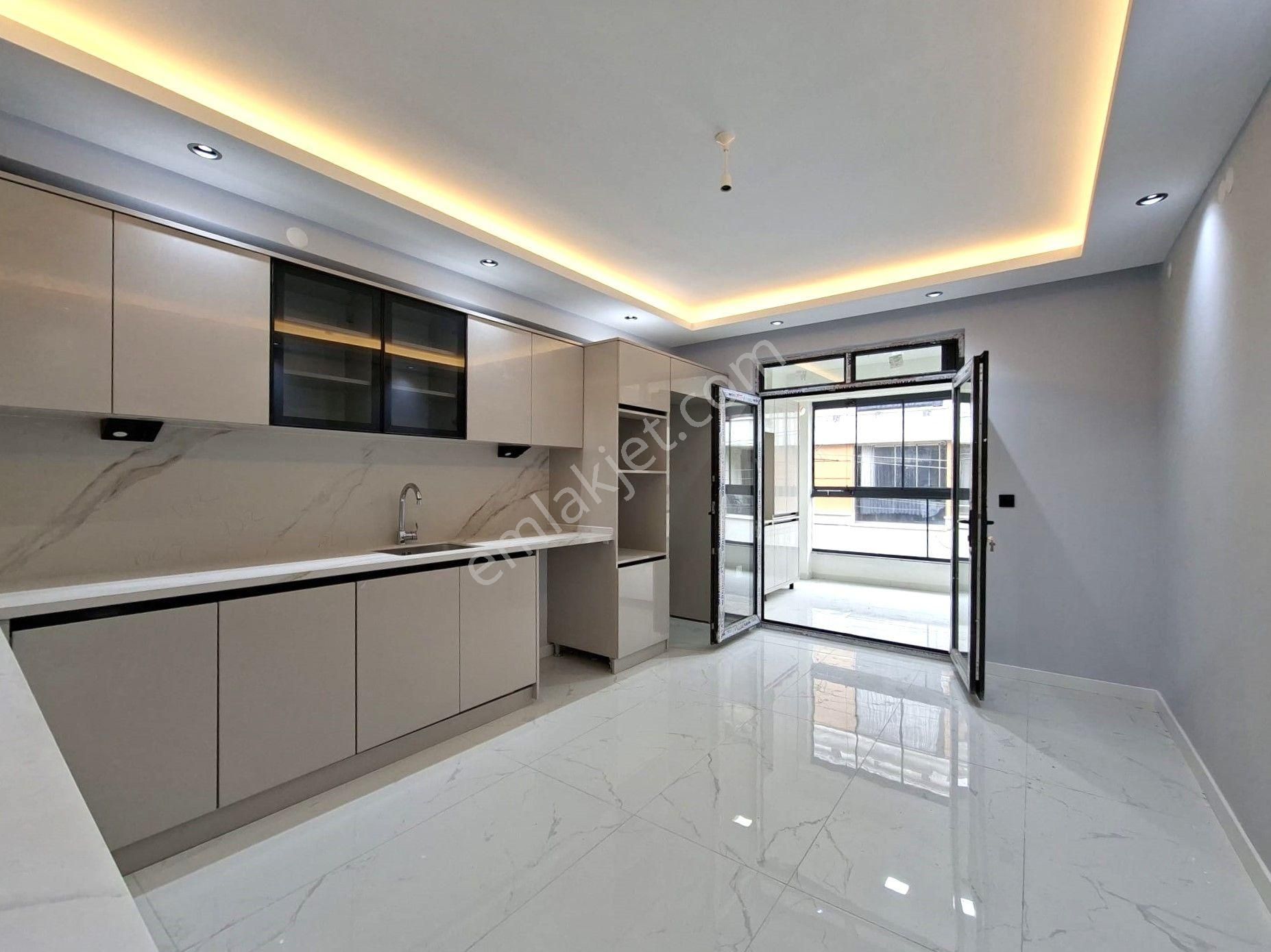 Recep Ümit'ten Şarhöyükte Satılık 190 M2 Süper Lux Özel Garajlı Şahane Daire - Görsel 2