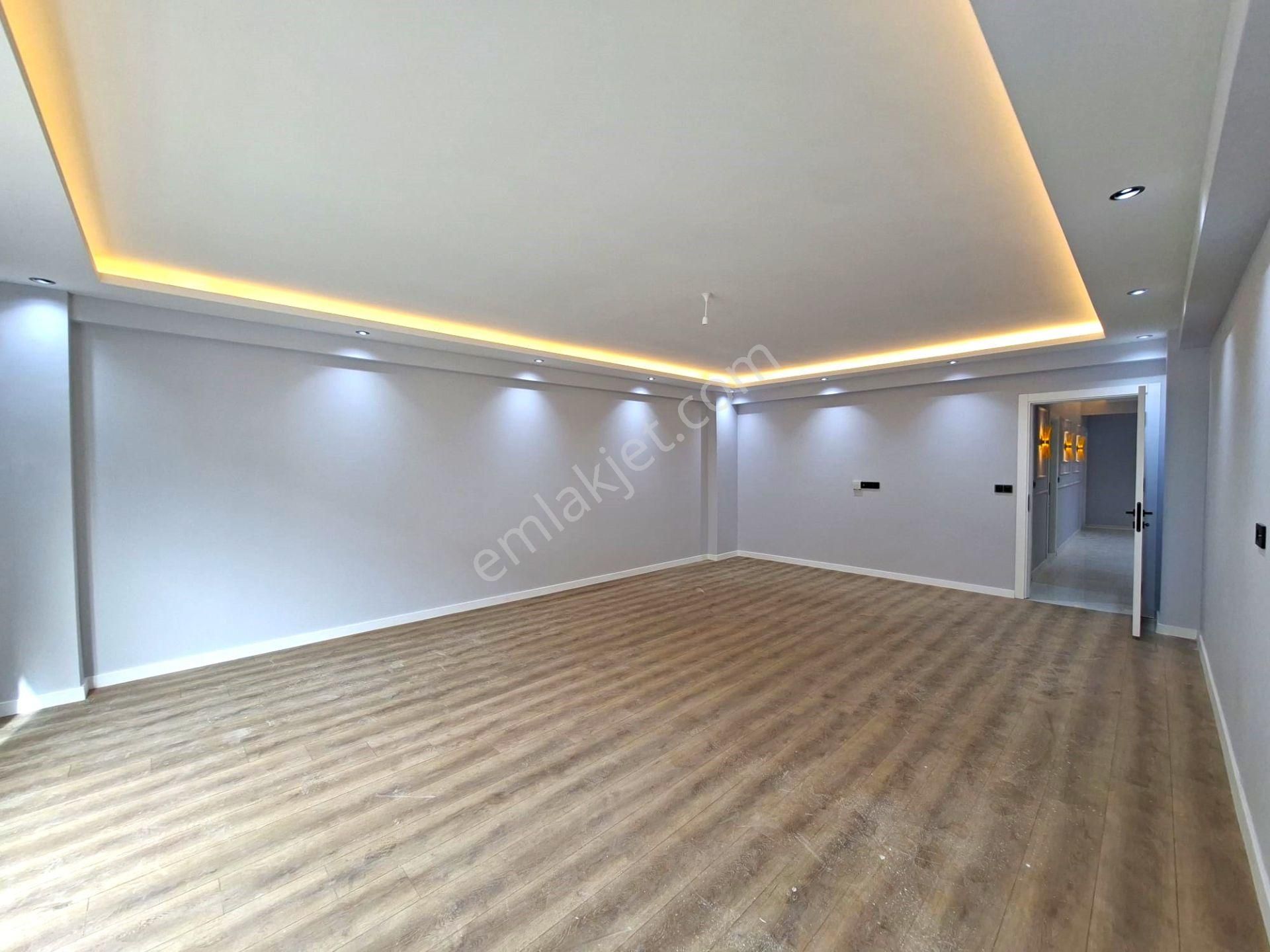 Recep Ümit'ten Şarhöyükte Satılık 190 M2 Süper Lux Özel Garajlı Şahane Daire - Görsel 12