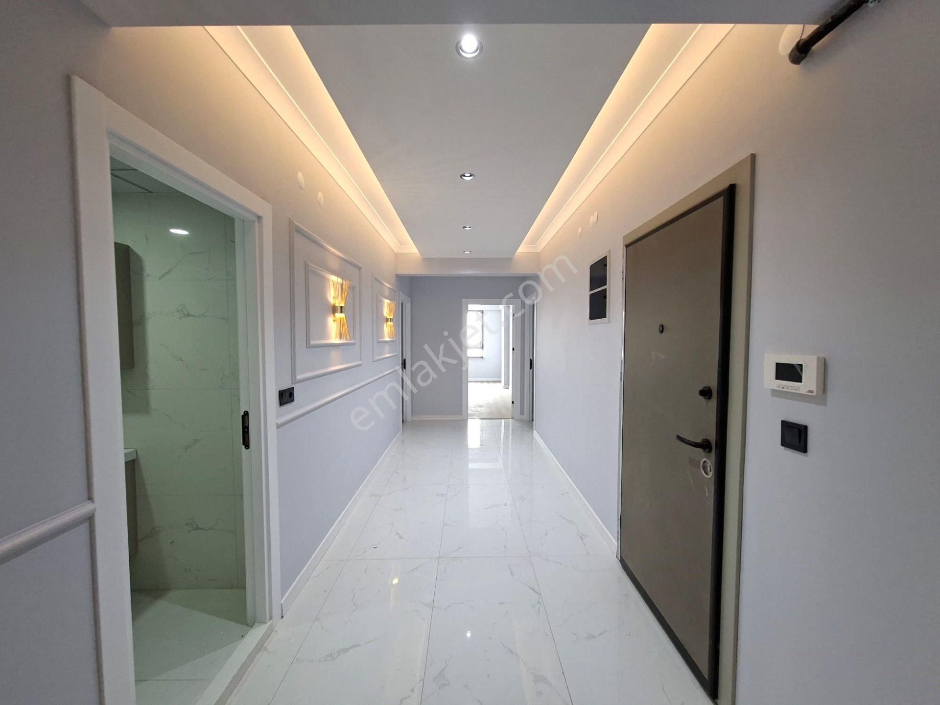 Recep Ümit'ten Şarhöyükte Satılık 190 M2 Süper Lux Özel Garajlı Şahane Daire - Görsel 14