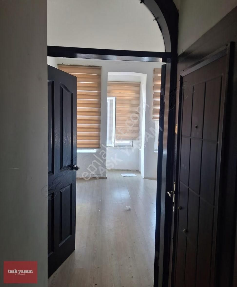 Osmanbey Metroya 2 Dakika - 1+0 Yenilenmiş Eşyalı Daire - Görsel 4