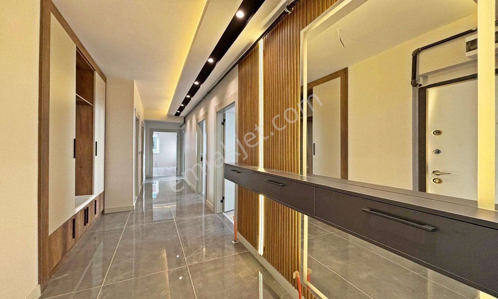 Bulvar'dan Sıfır,lüks,geniş Cepheleri Açık Full Yapılı 3+1 Daire - Görsel 26