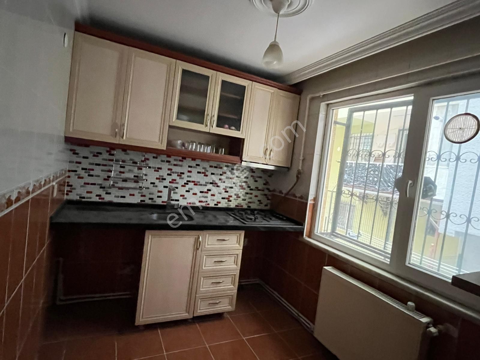 Bahçelievler Soğanlı Mahallesin De Satılık 2+1 Yüksek Giriş Daire - Görsel 14