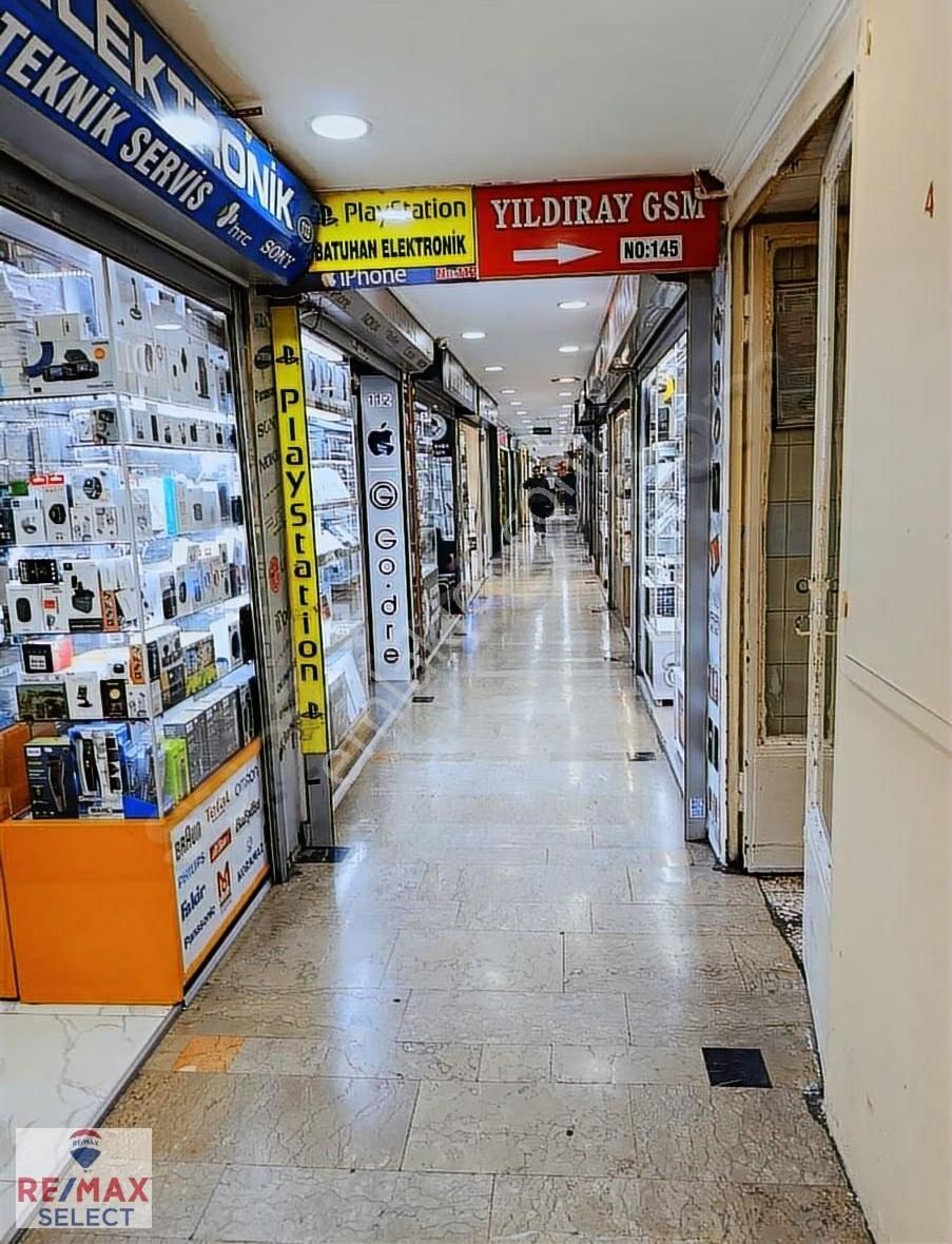 Remax Fuat Demirelli Gözde İşmerkezi Tarihi Doğubankta Magaza - Görsel 3