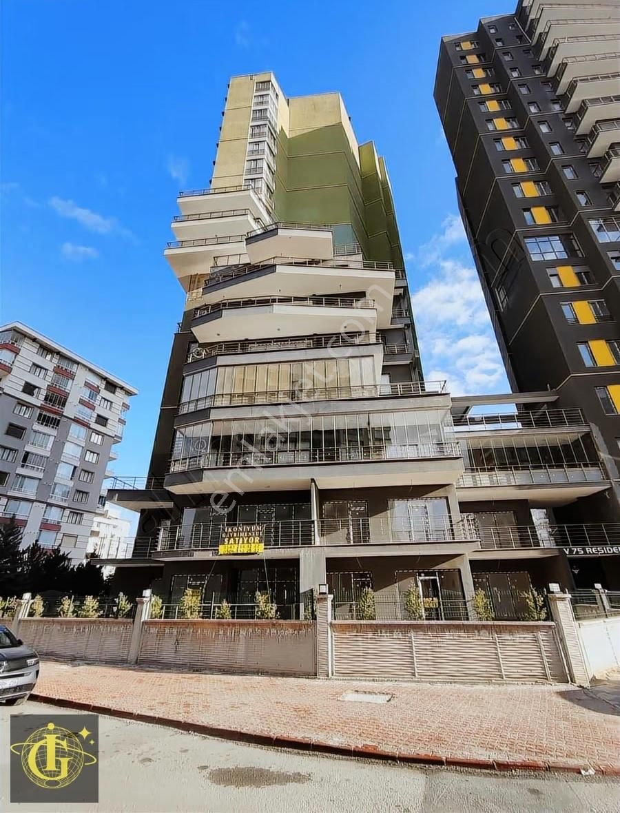 İg'den Şefikcan Parkına Cephe Bahçekatı Dublex 4+1 Satlık Daire - Görsel 3