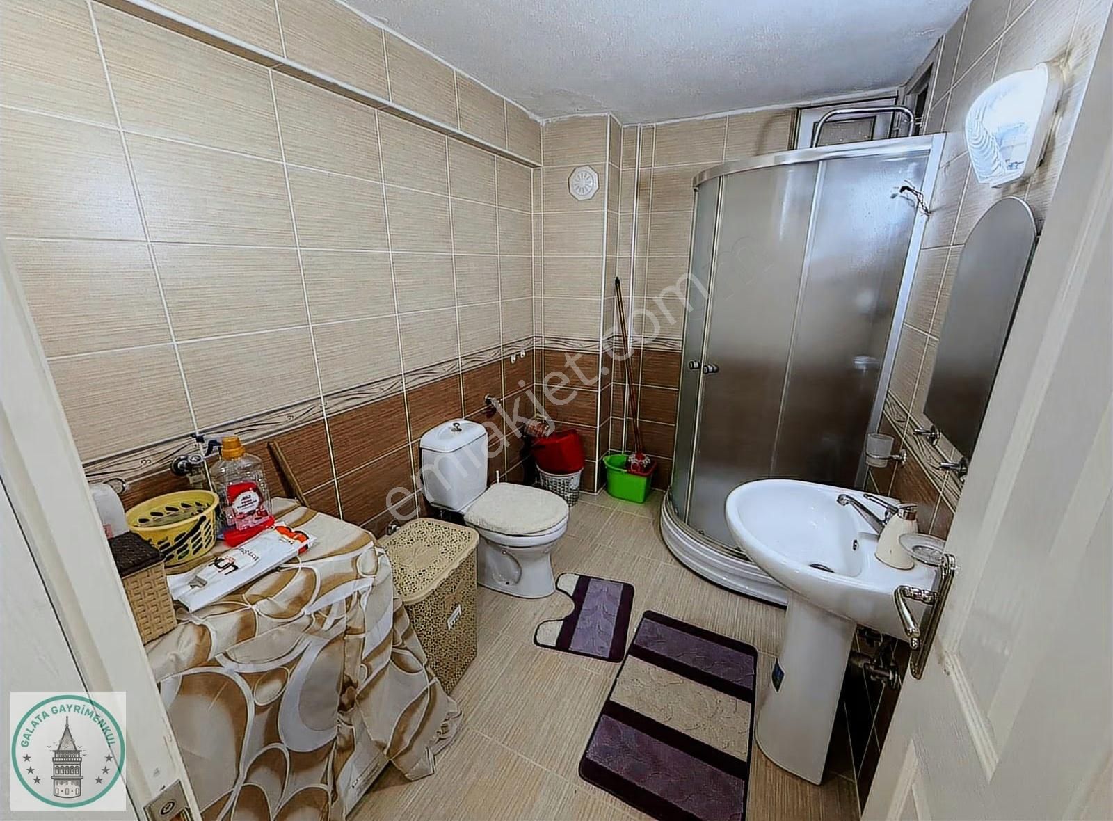 Galata.dan Kuşadası Davutlar Mah.de 140 M² 3+1 Satılık Daire