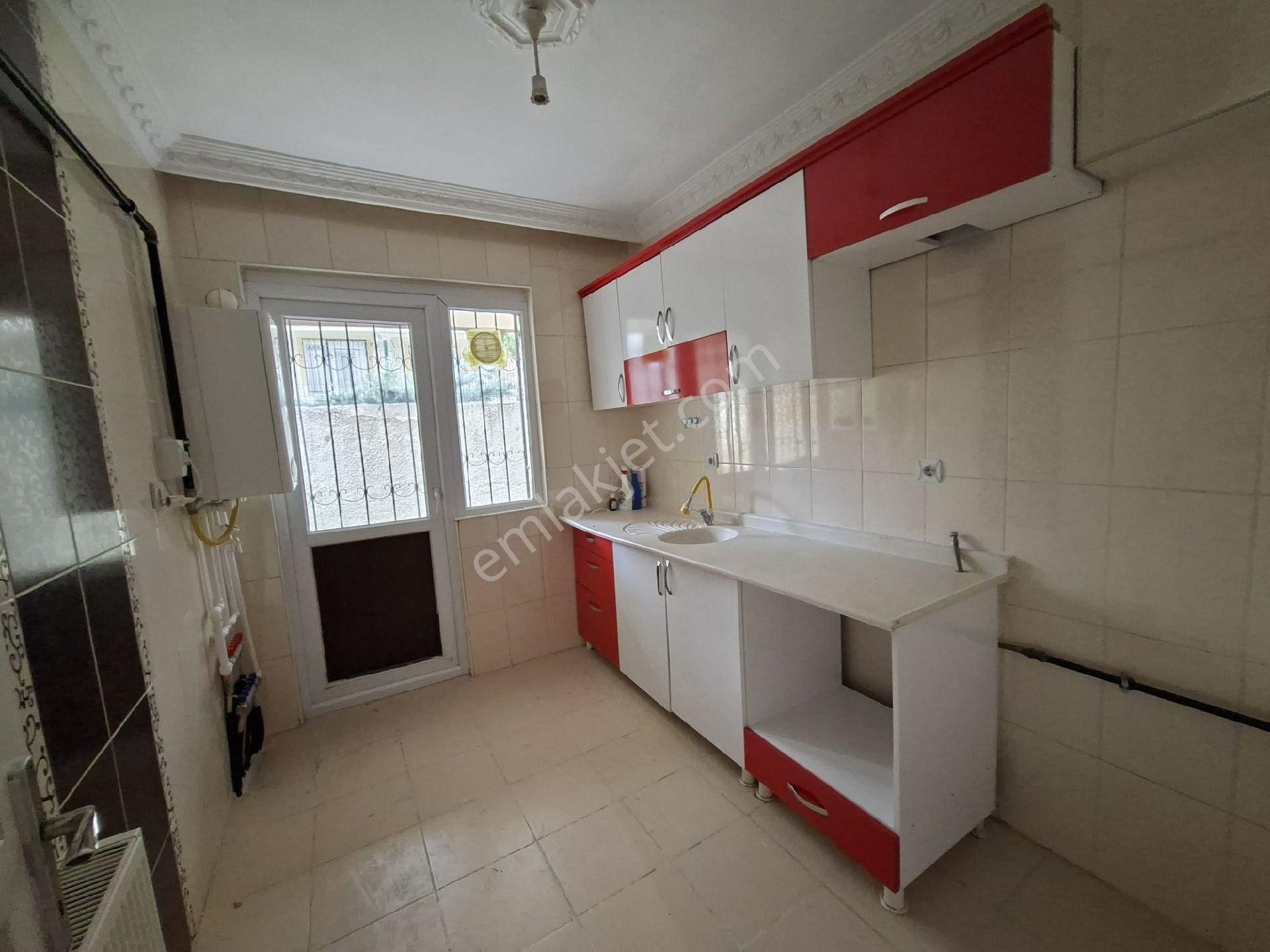 Beşikkaya Mah 3+1 Asansörlü Bahçe Katı Hilal Emlaktan - Görsel 3