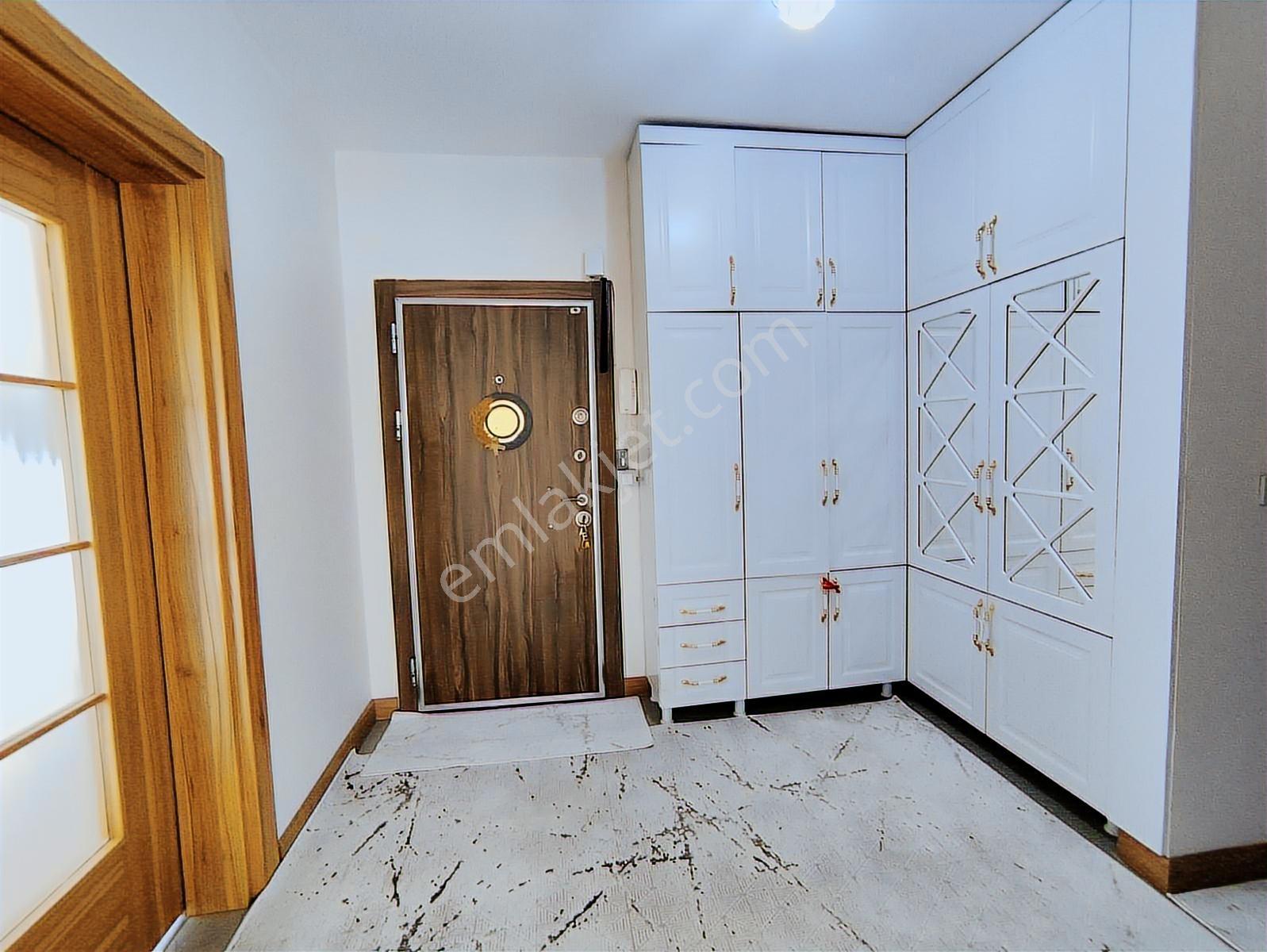 Acar Emlaktan Çarşı Toki 12 Etapta 4+1 210m2 Arakat Lüks Daire - Görsel 13