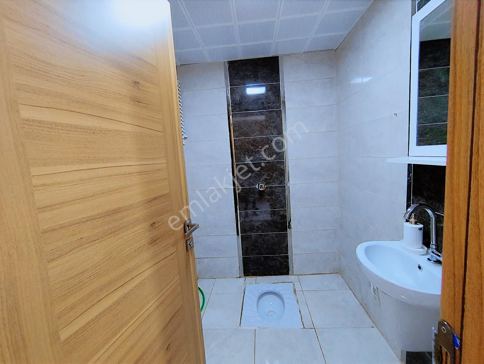 Acar Emlaktan Çarşı Toki 12 Etapta 4+1 210m2 Arakat Lüks Daire - Görsel 17