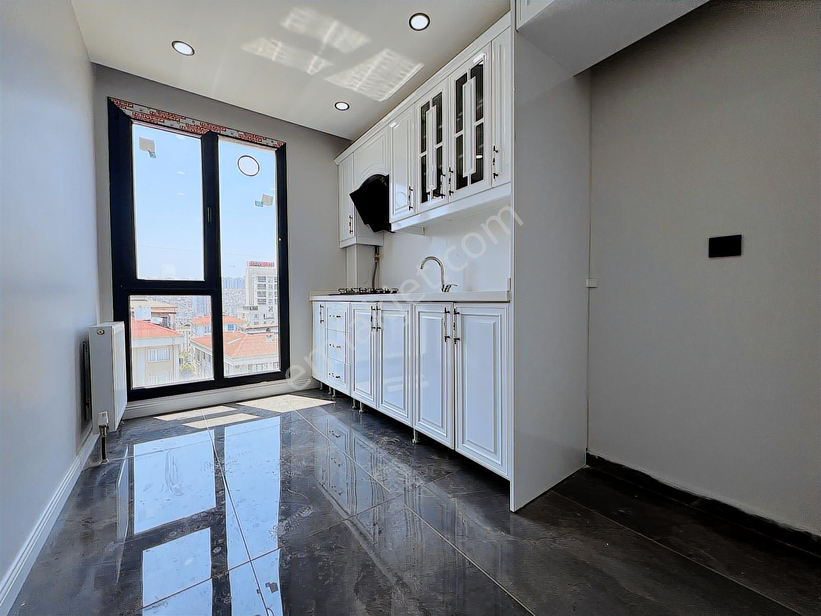 Akevler Mahallesi Butik Site Aile Binası Acil Satılık 2+1 Daire - Görsel 4