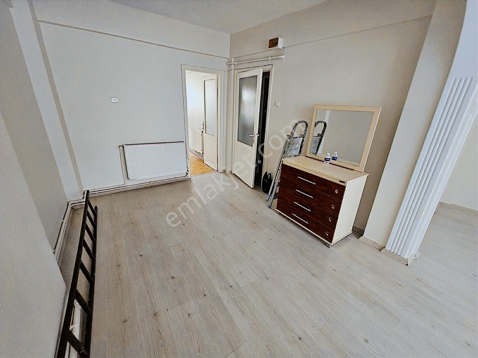 Kocamustafapaşa Merkezi Konum Çiftcephe Fulyapılı 2.kat100mk2+1 - Görsel 11