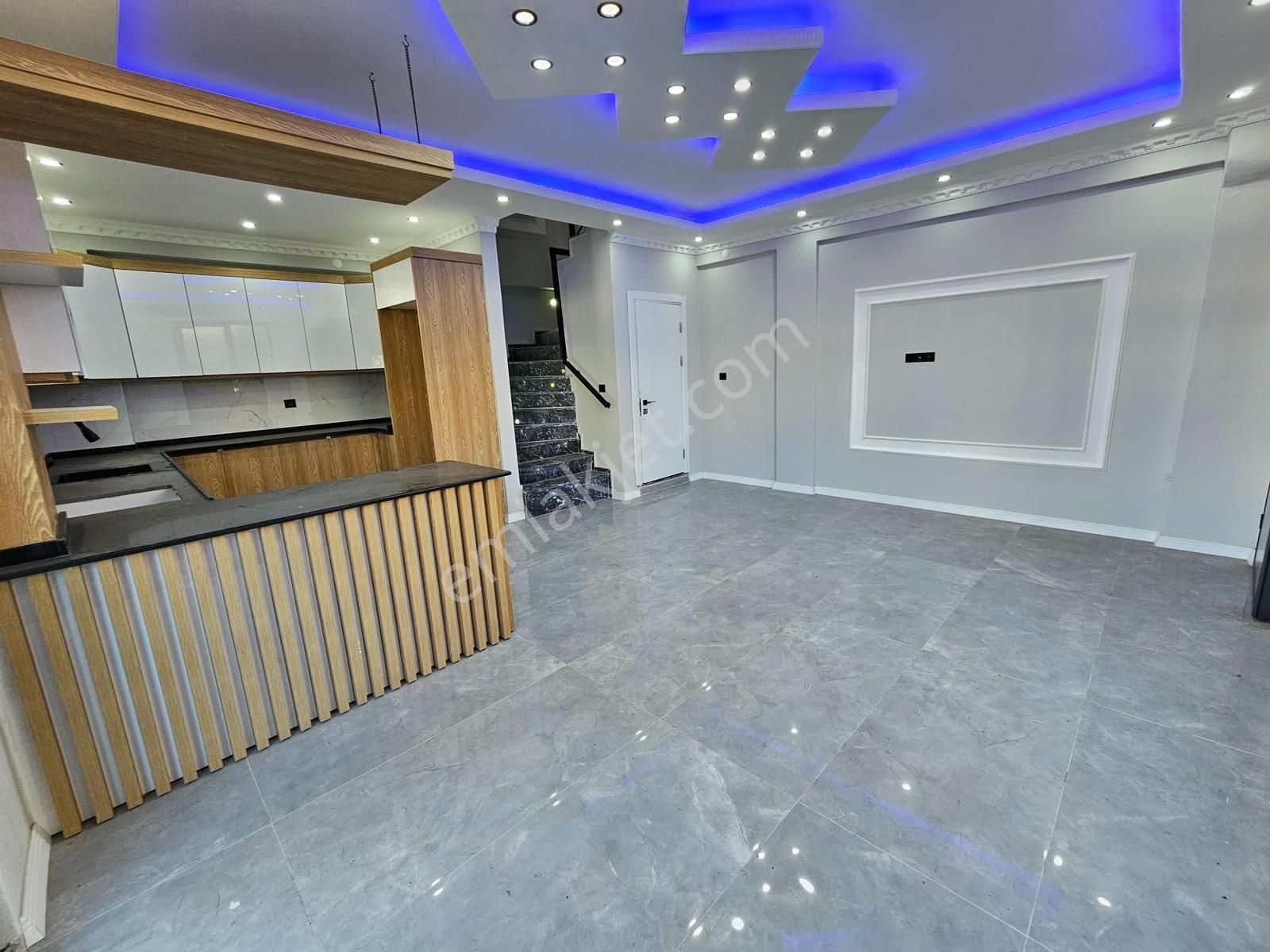 Deniz'e 30 Mt.mesafede,3+1, Ön Cephe ,yerden Isıtmalı Lüks Villa - Görsel 19