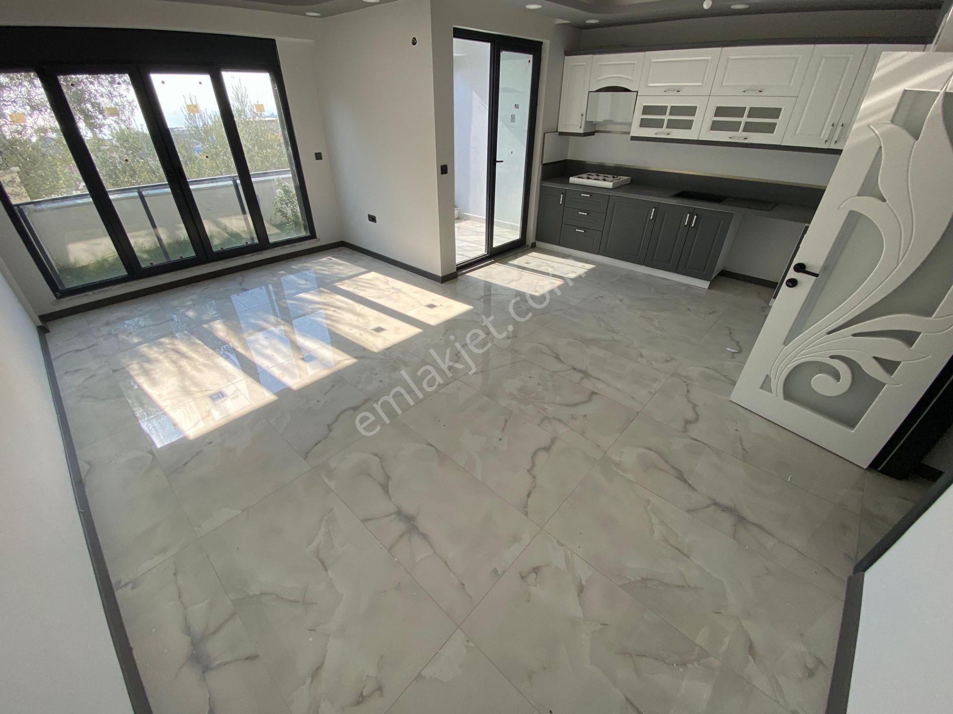 Mera Emlaktan Avcılarda Deniz Manzaralı Havuzlu 4+1 Lüx Villa - Görsel 6