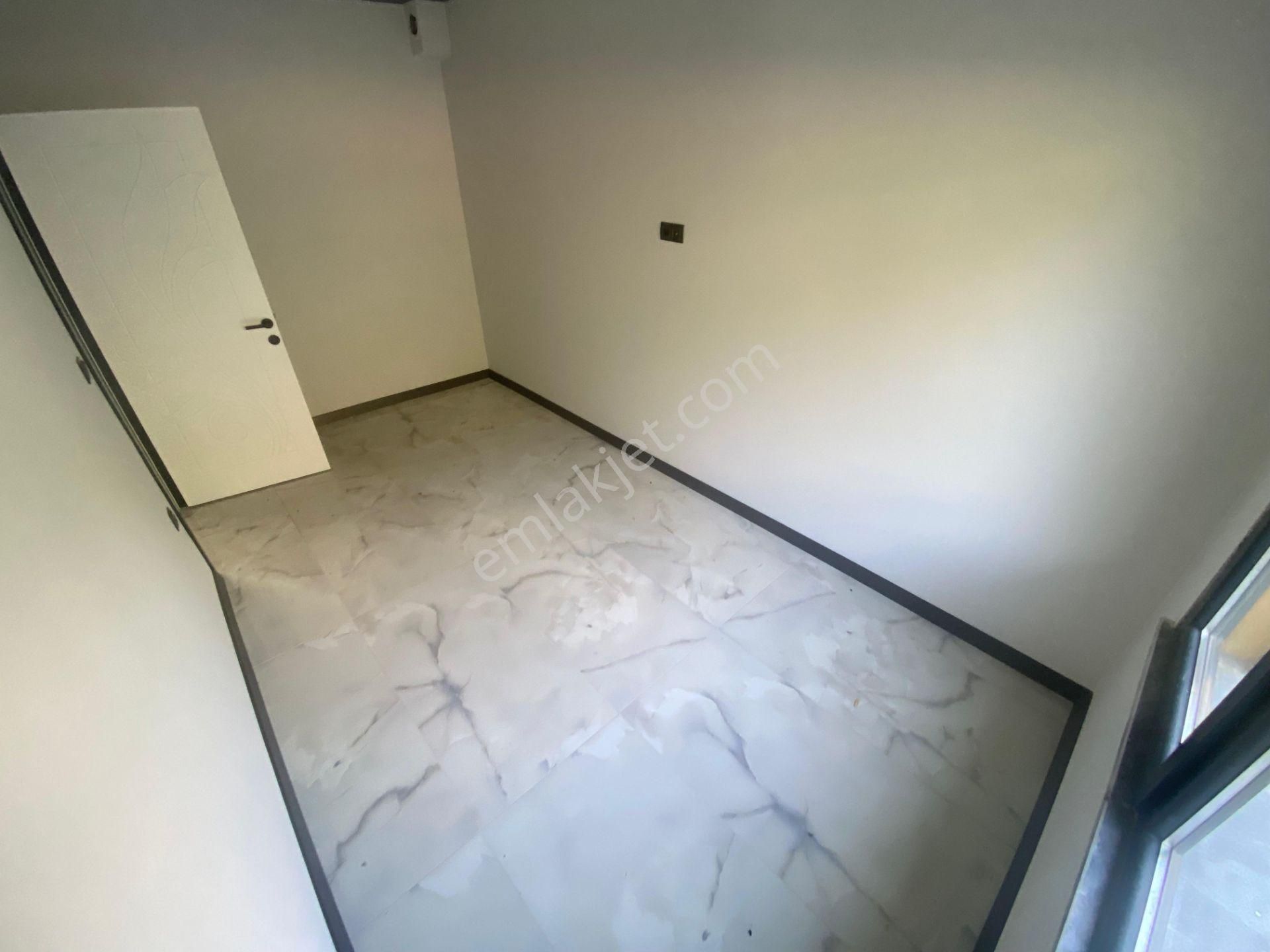 Mera Emlaktan Avcılarda Deniz Manzaralı Havuzlu 4+1 Lüx Villa - Görsel 18