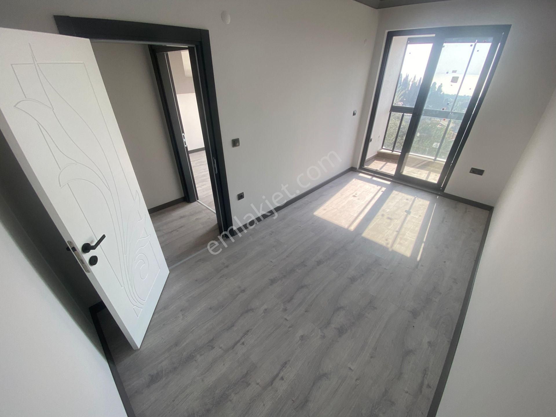 Mera Emlaktan Avcılarda Deniz Manzaralı Havuzlu 4+1 Lüx Villa - Görsel 25