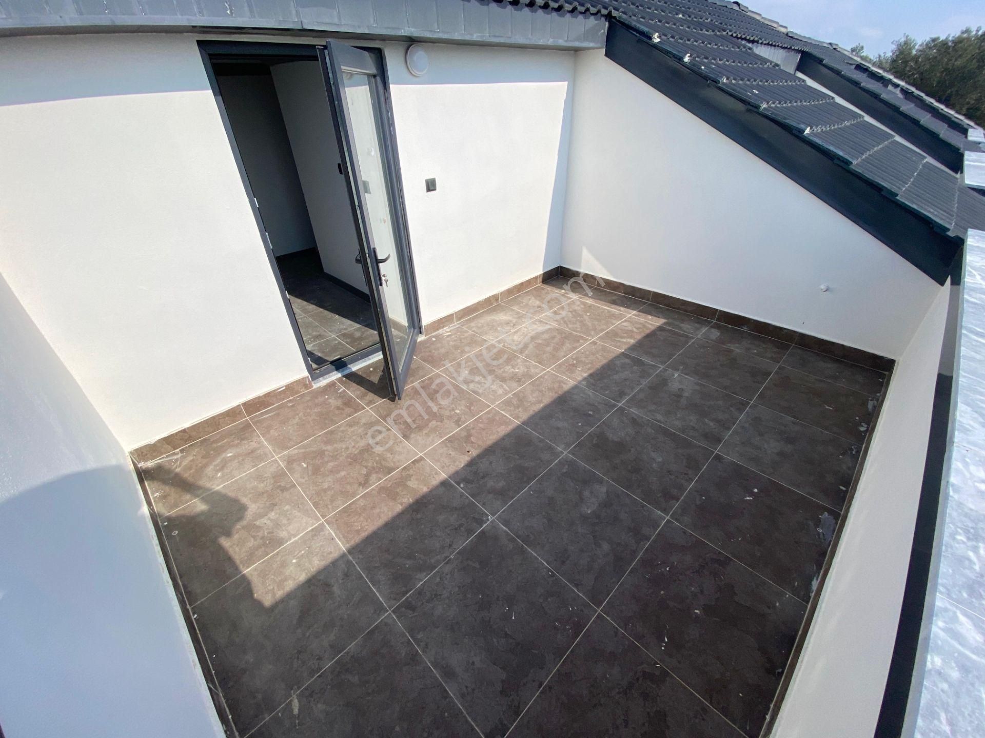 Mera Emlaktan Avcılarda Deniz Manzaralı Havuzlu 4+1 Lüx Villa - Görsel 5