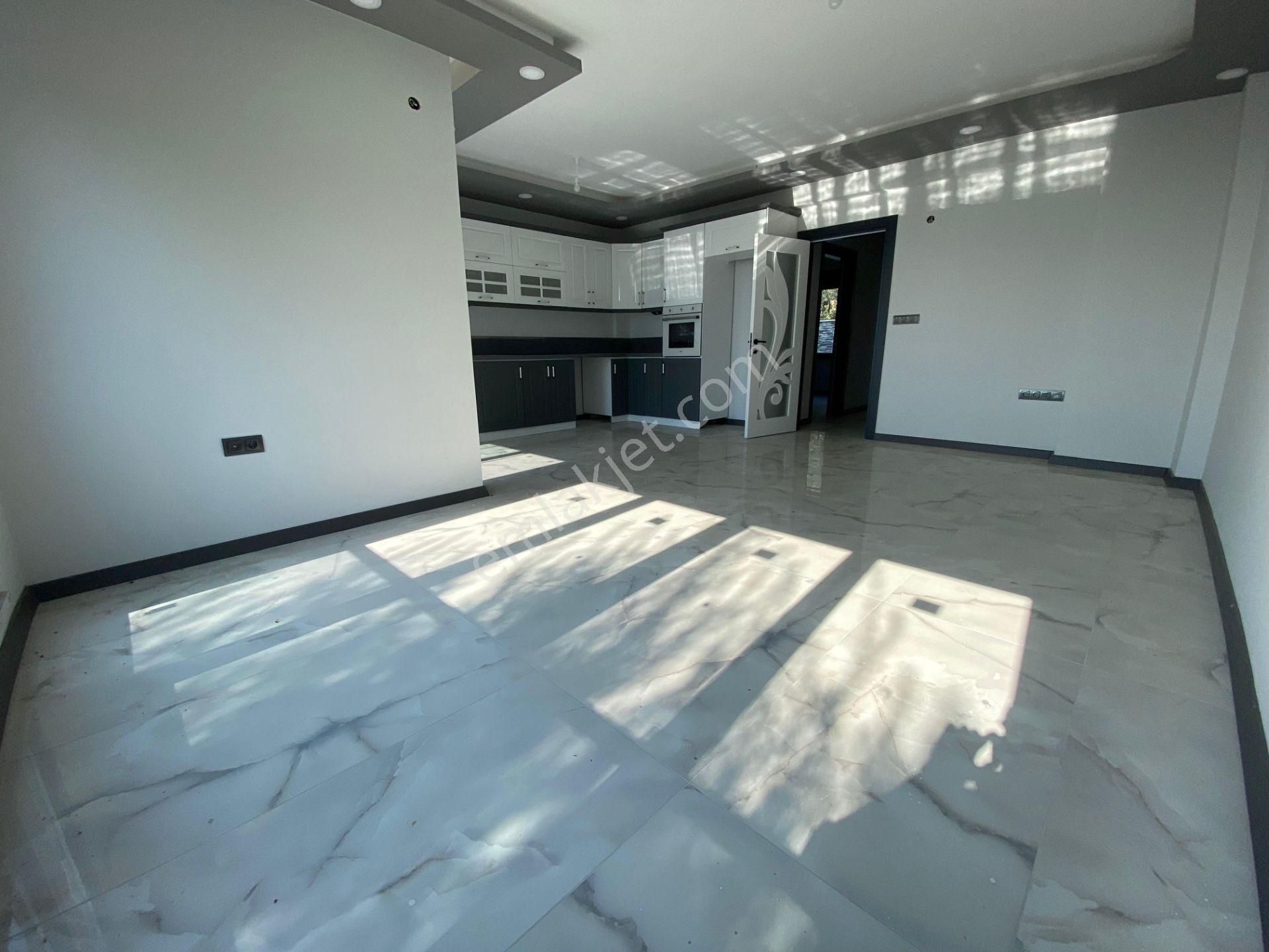 Mera Emlaktan Avcılarda Deniz Manzaralı Havuzlu 4+1 Lüx Villa - Görsel 24