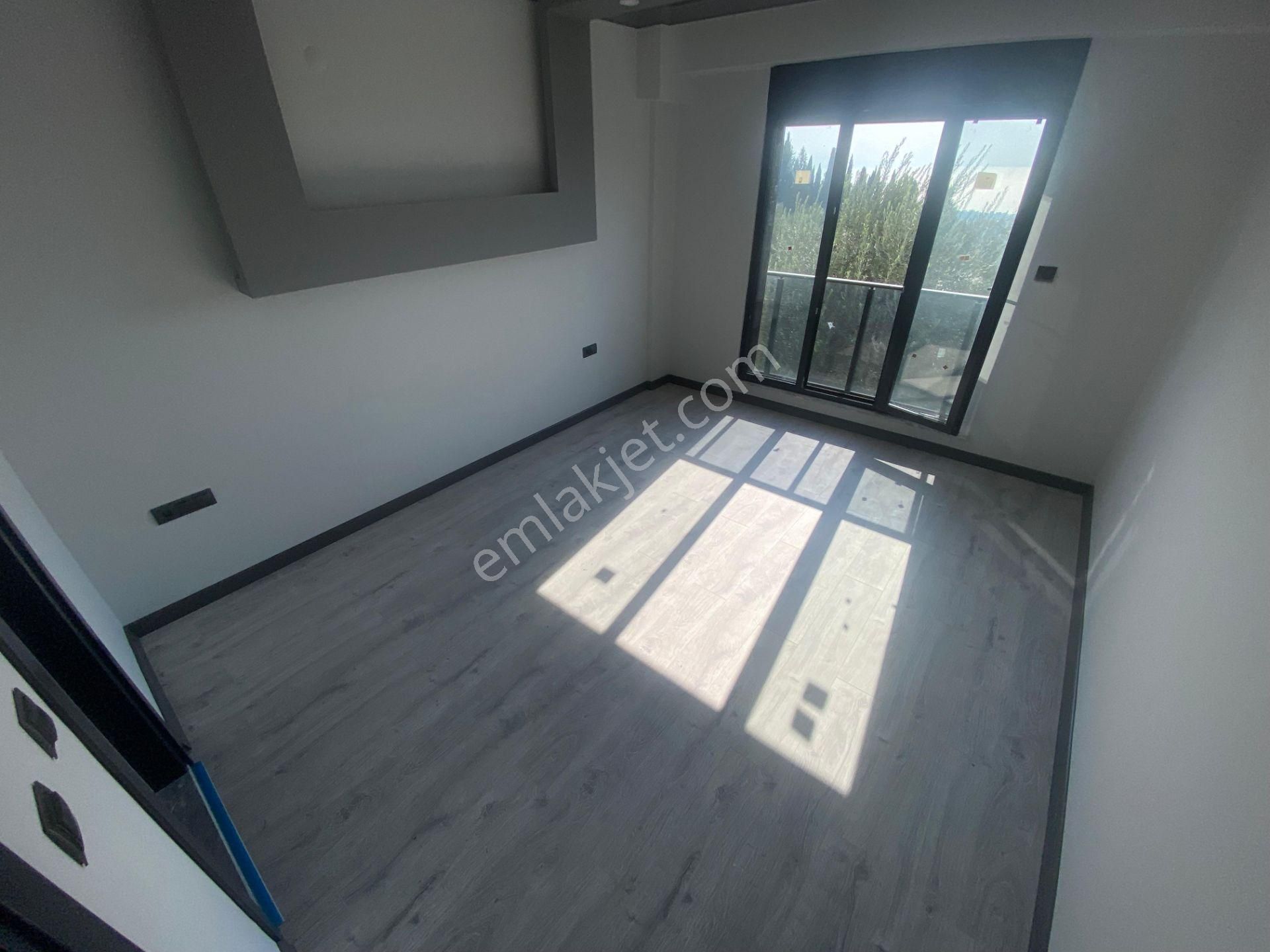 Mera Emlaktan Avcılarda Deniz Manzaralı Havuzlu 4+1 Lüx Villa - Görsel 20