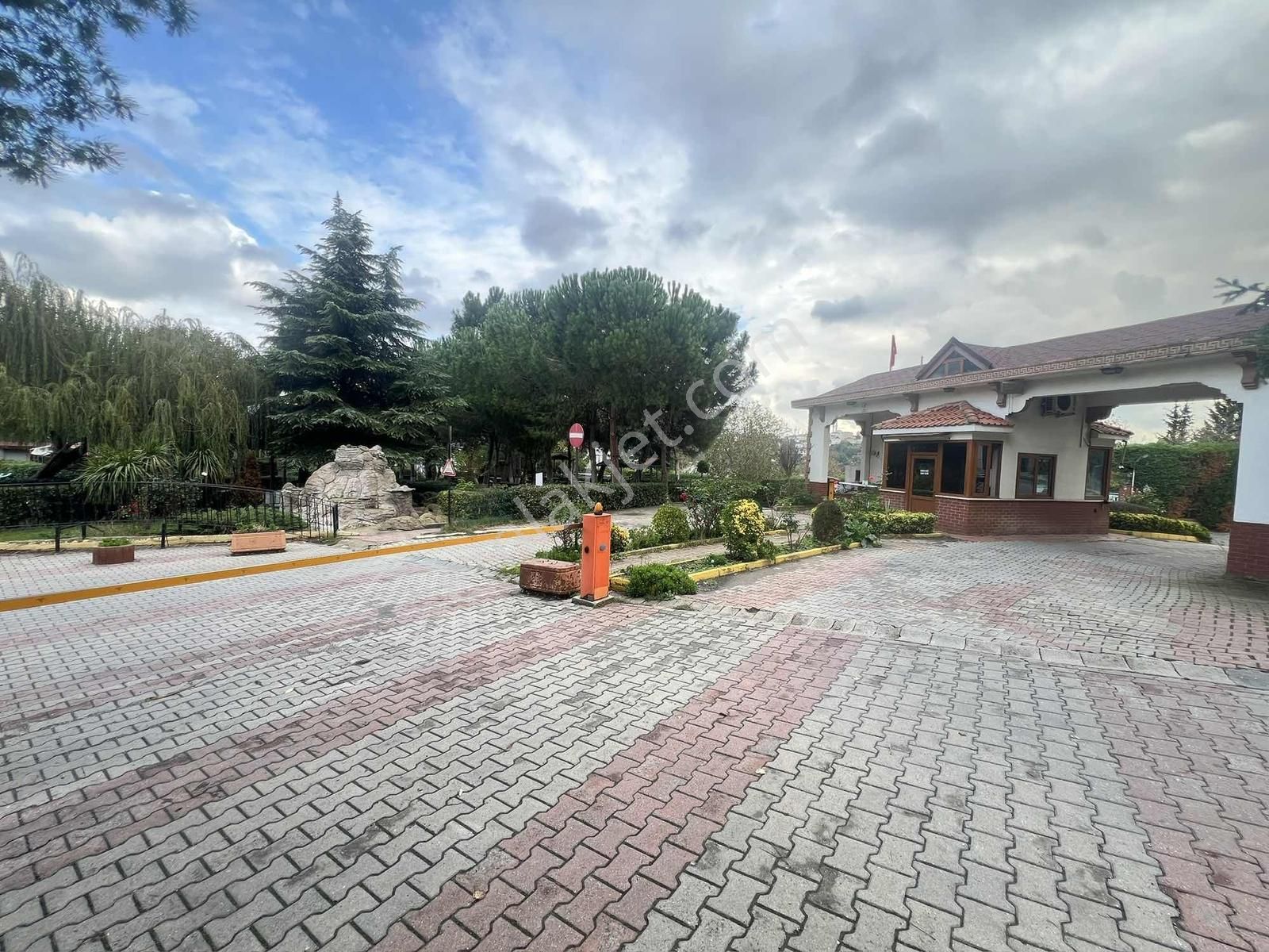Yeşil Çengelköy Sitesinde Dekorasyonlu 2+1 95 M2 Daire - Görsel 3