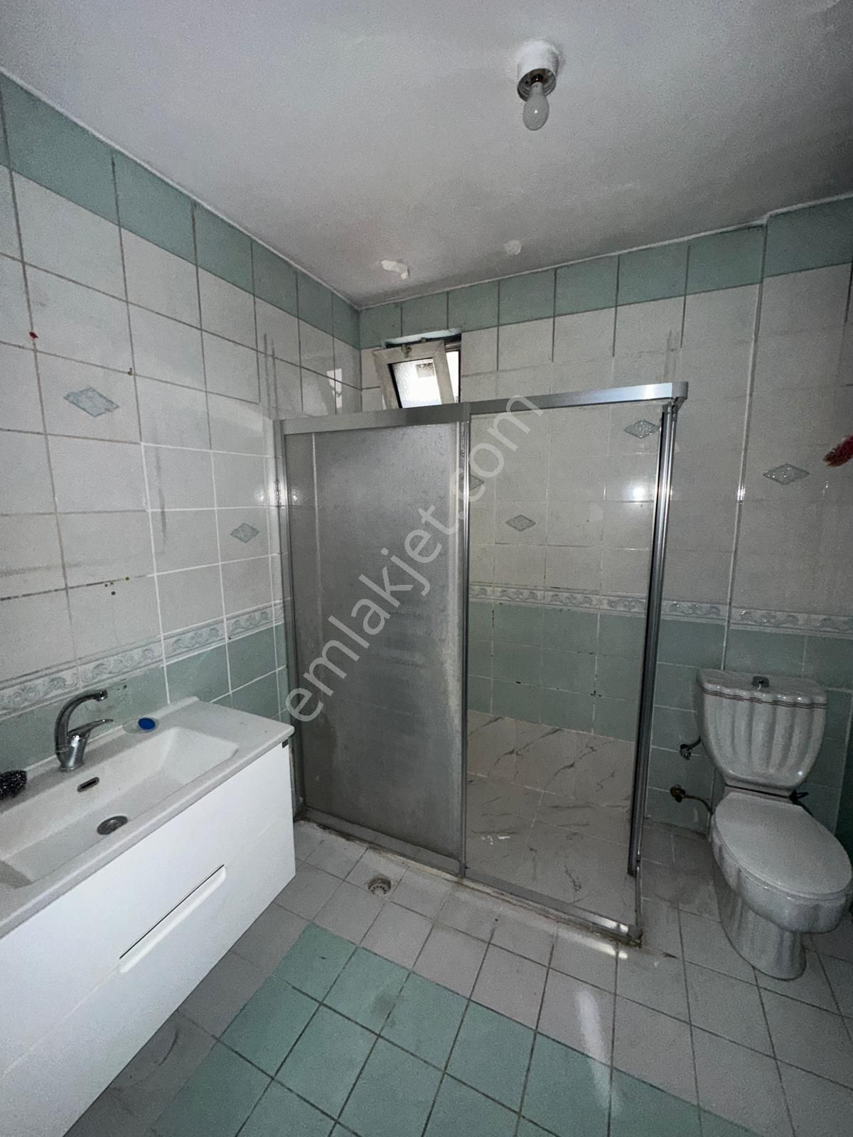 Afyon Üçok Emlaktan Dumlupınar Mah Satılık 3+1 Geniş Fırsat 1 Kat Bakımlı Daire - Görsel 9