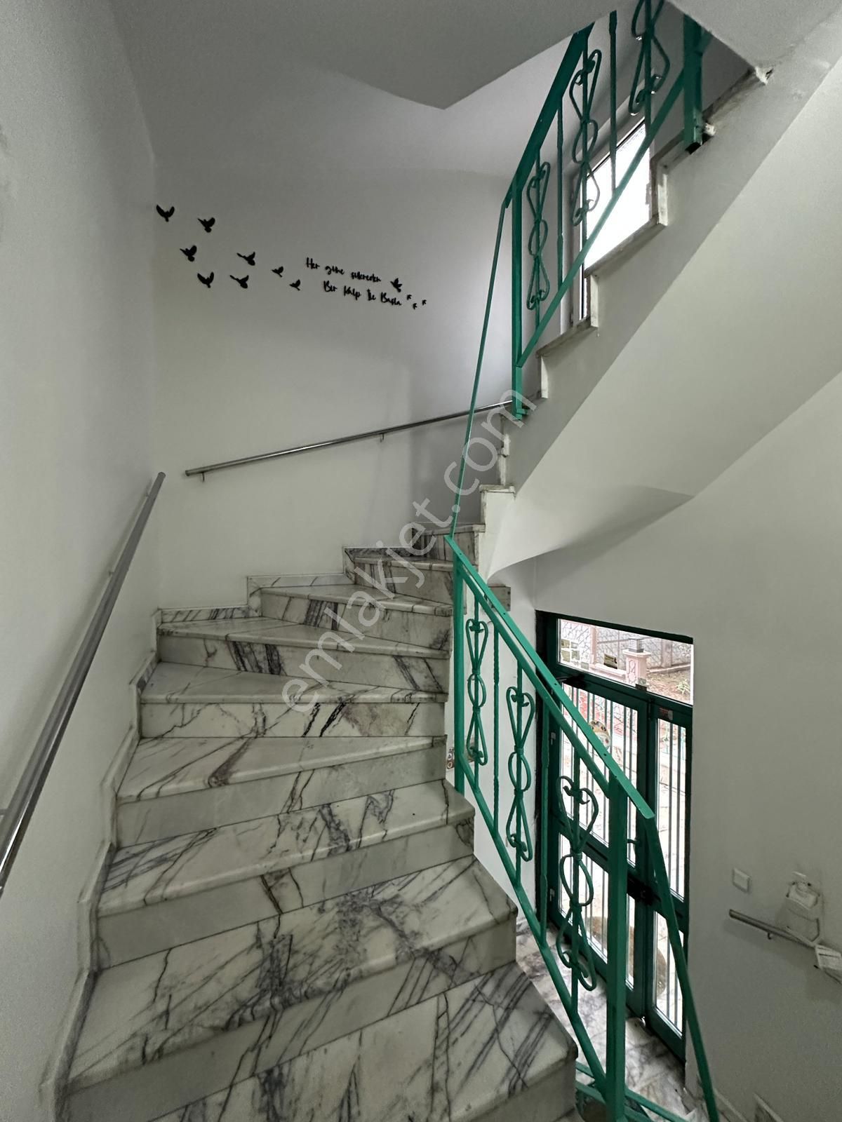 Afyon Üçok Emlaktan Dumlupınar Mah Satılık 3+1 Geniş Fırsat 1 Kat Bakımlı Daire - Görsel 3