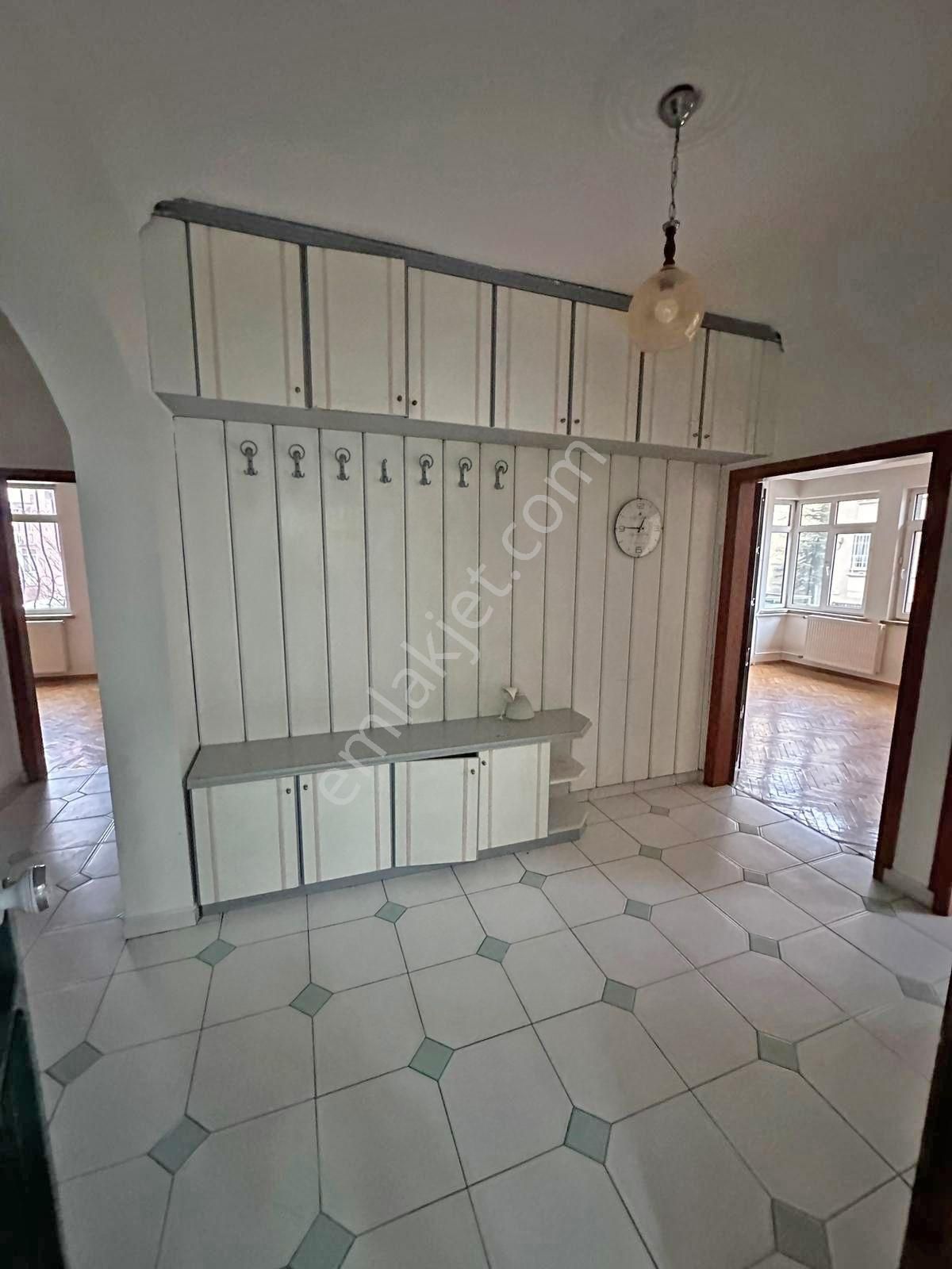 Afyon Üçok Emlaktan Dumlupınar Mah Satılık 3+1 Geniş Fırsat 1 Kat Bakımlı Daire - Görsel 4