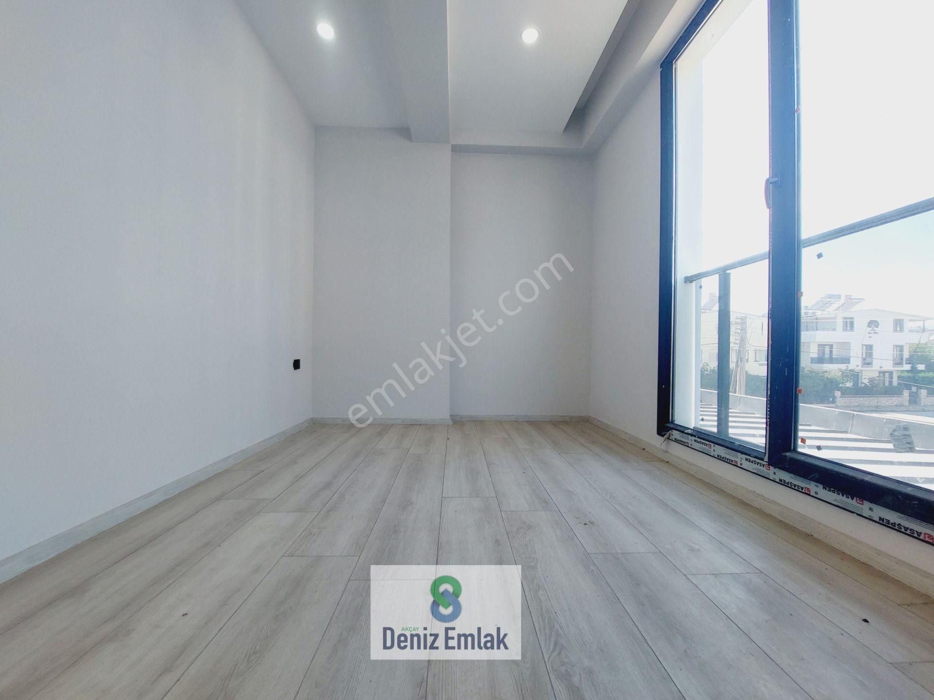 Denizden Akçayda Denize 50 Metre Sıfır Geniş Satılık 1+1 Daire. - Görsel 4