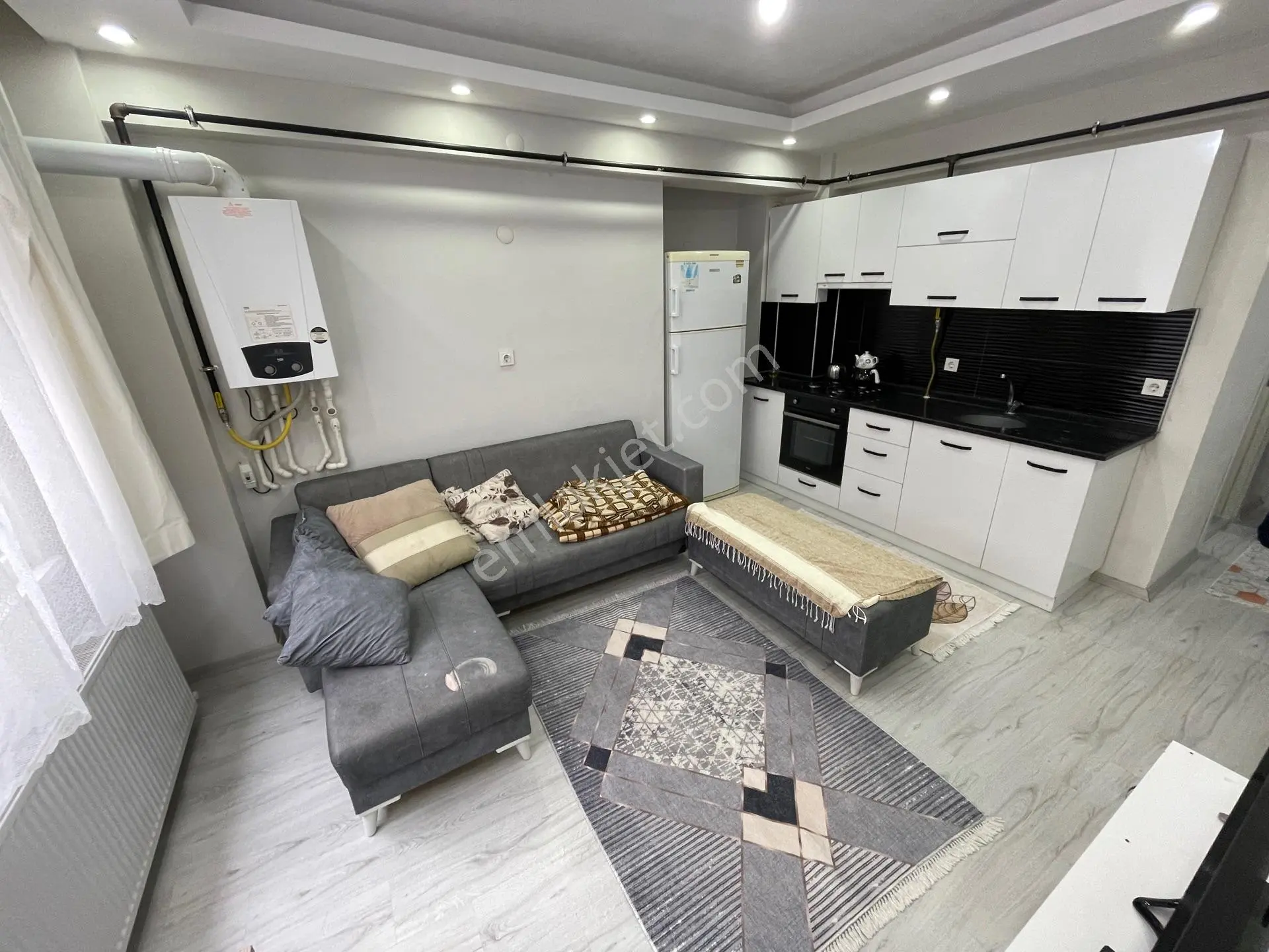 Marmara'dan Abdurrahman Mah 1+1 Eşyalı Satılık Daire - Görsel 4