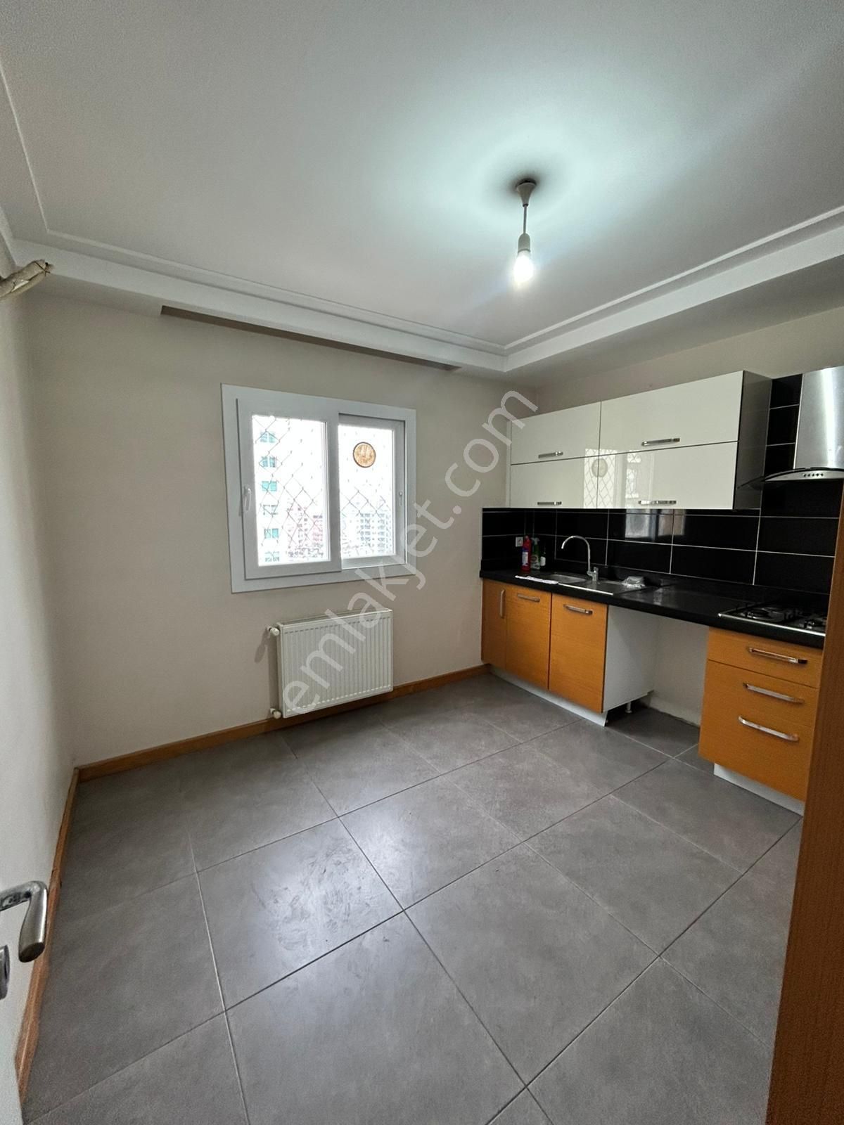 Tellidere'de_blv._üzeri_kapalı_mutfak_3+1_çiftbanyo_giyinme_odalı_kilerli_d.gaz_aktif_ - Görsel 4