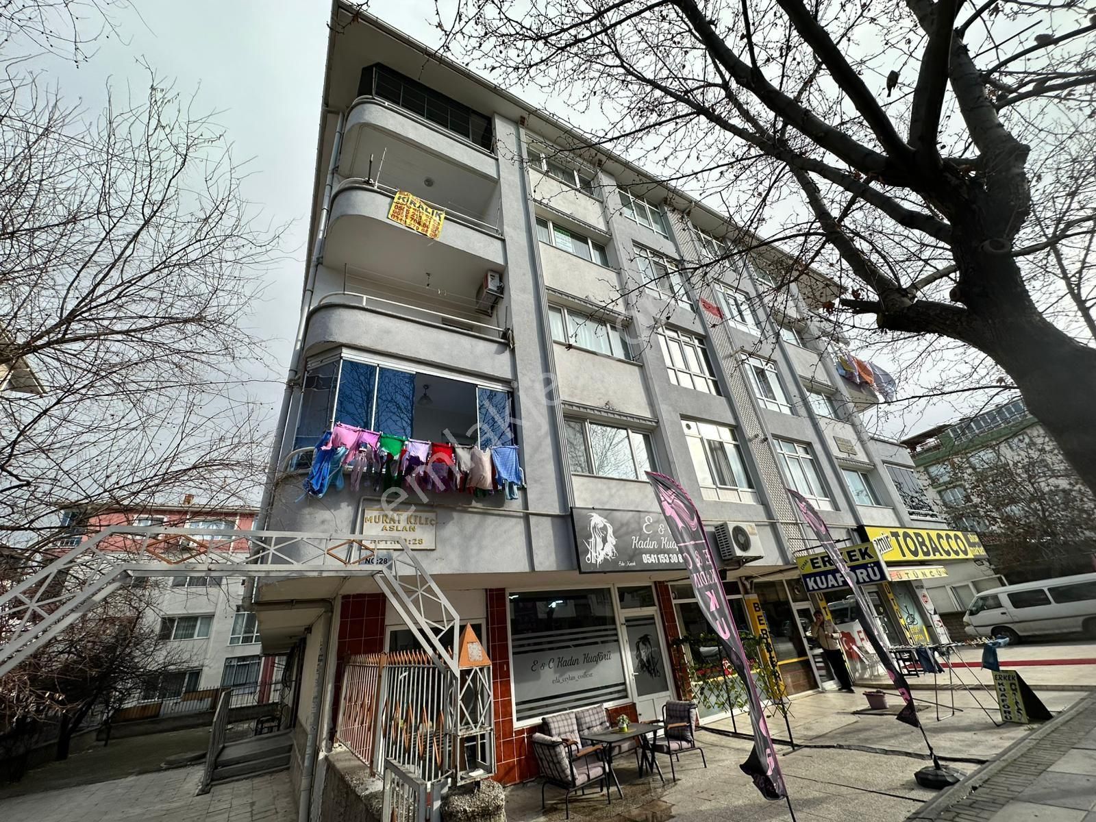 Kiralık 3+1 Ara Kat - Görsel 2