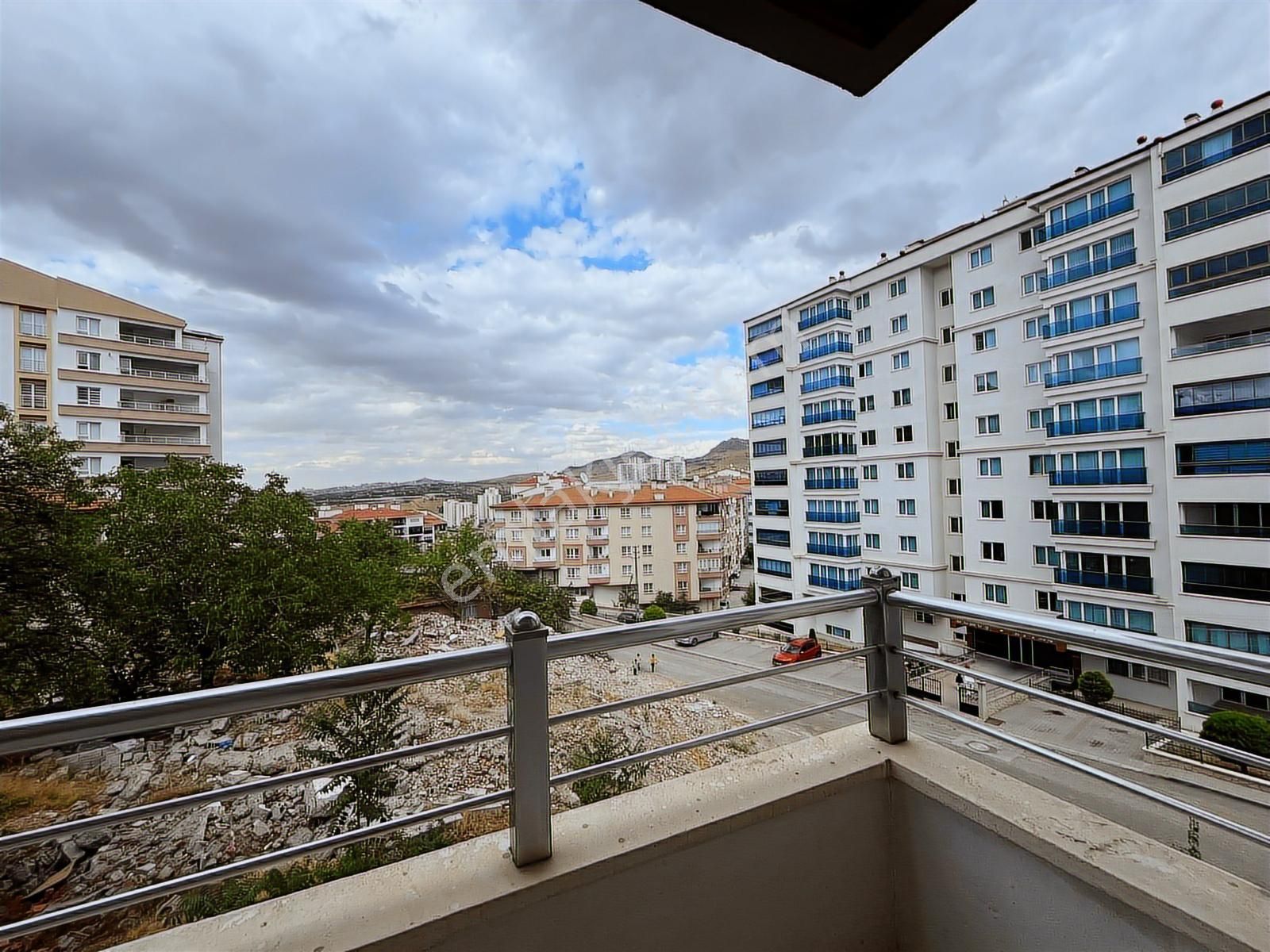 ▄vega▄fahri Korutürk Mahallesin'de Katta 3+1 Daire - Görsel 19