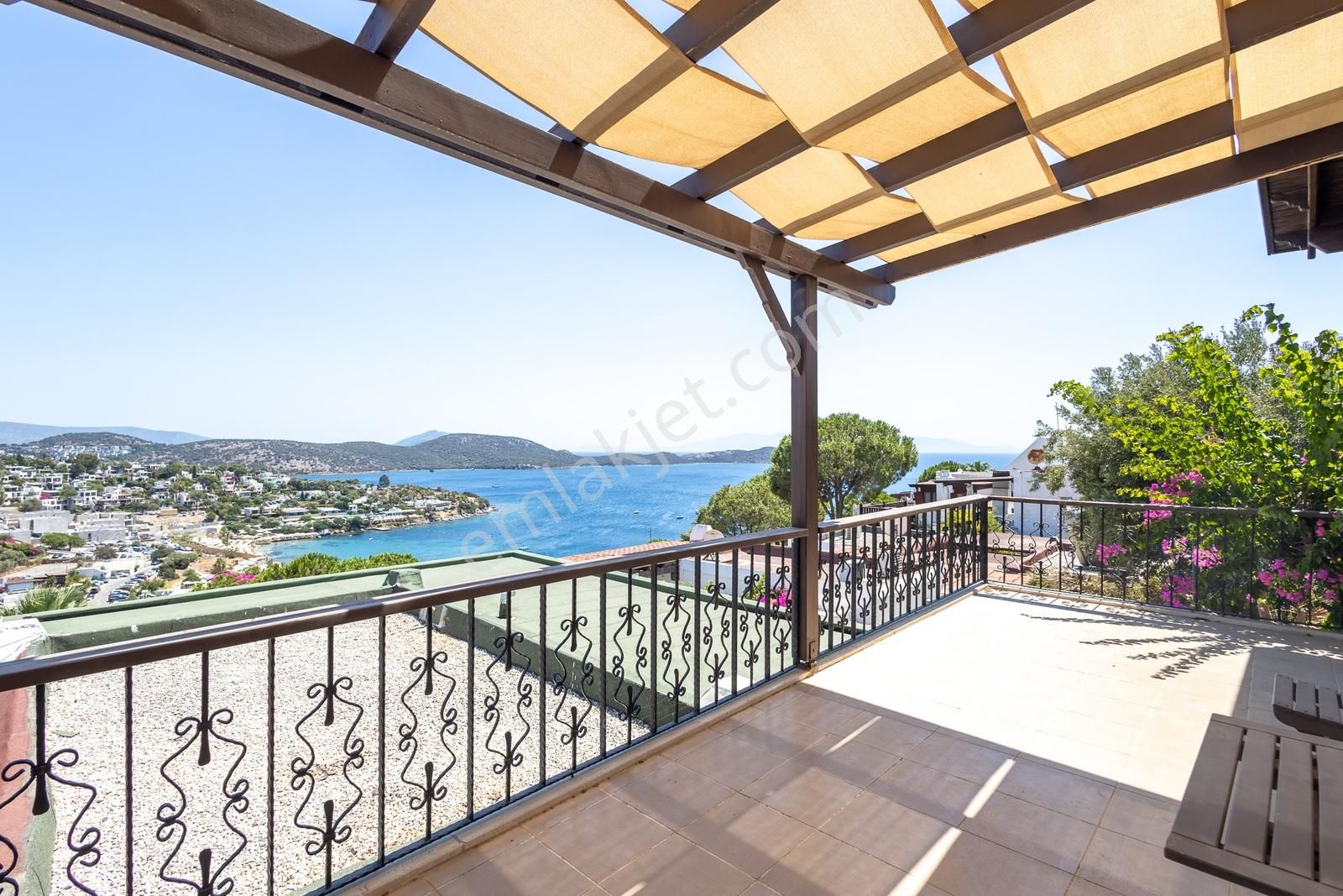 Bodrum Bitez Aktur Sitesinde Deniz Manzaralı 3+1 Satılık Villa - Görsel 4