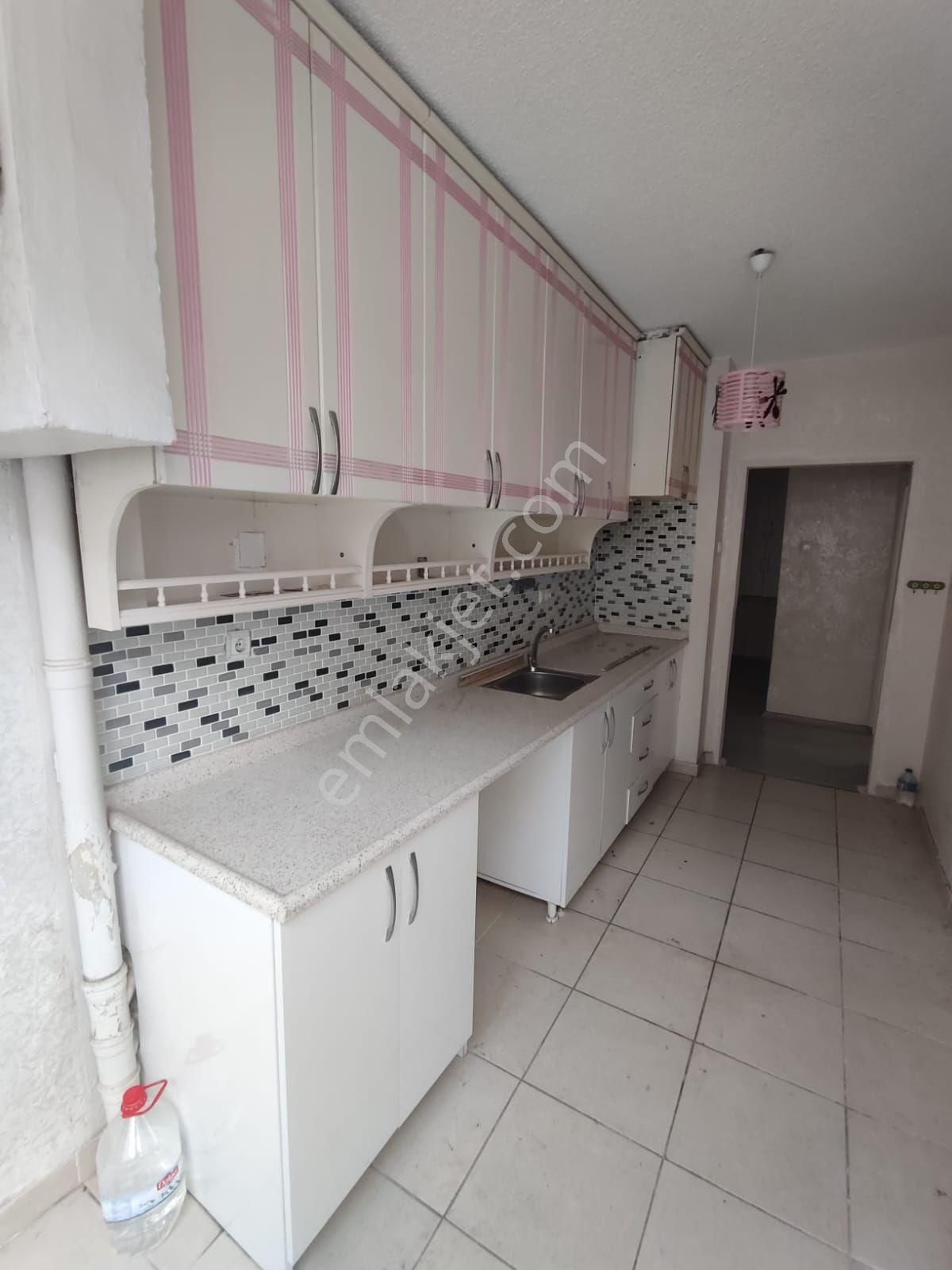 Mavi Bulvar İnan Dondurma Civarı Satılık