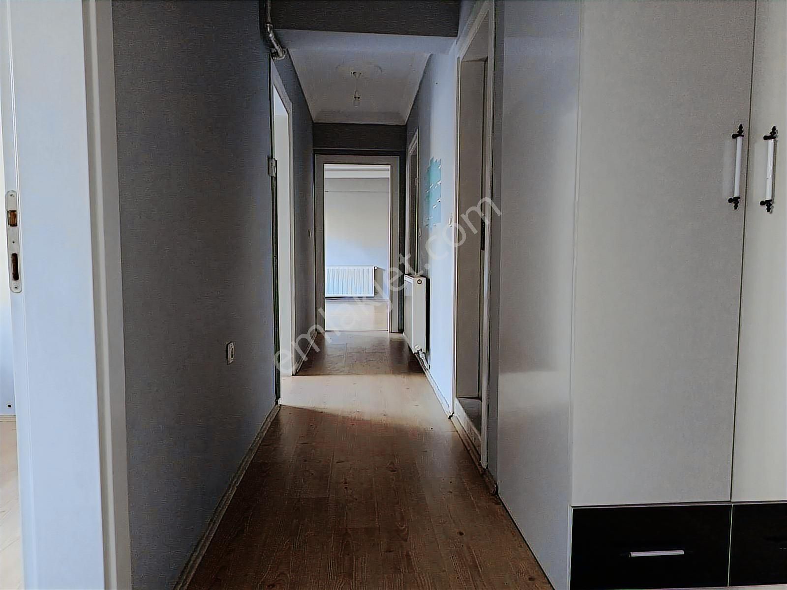 Buket Emlaktan Kiralık 2+1 Daire Yüksek Giriş Doğalgazlı - Görsel 32