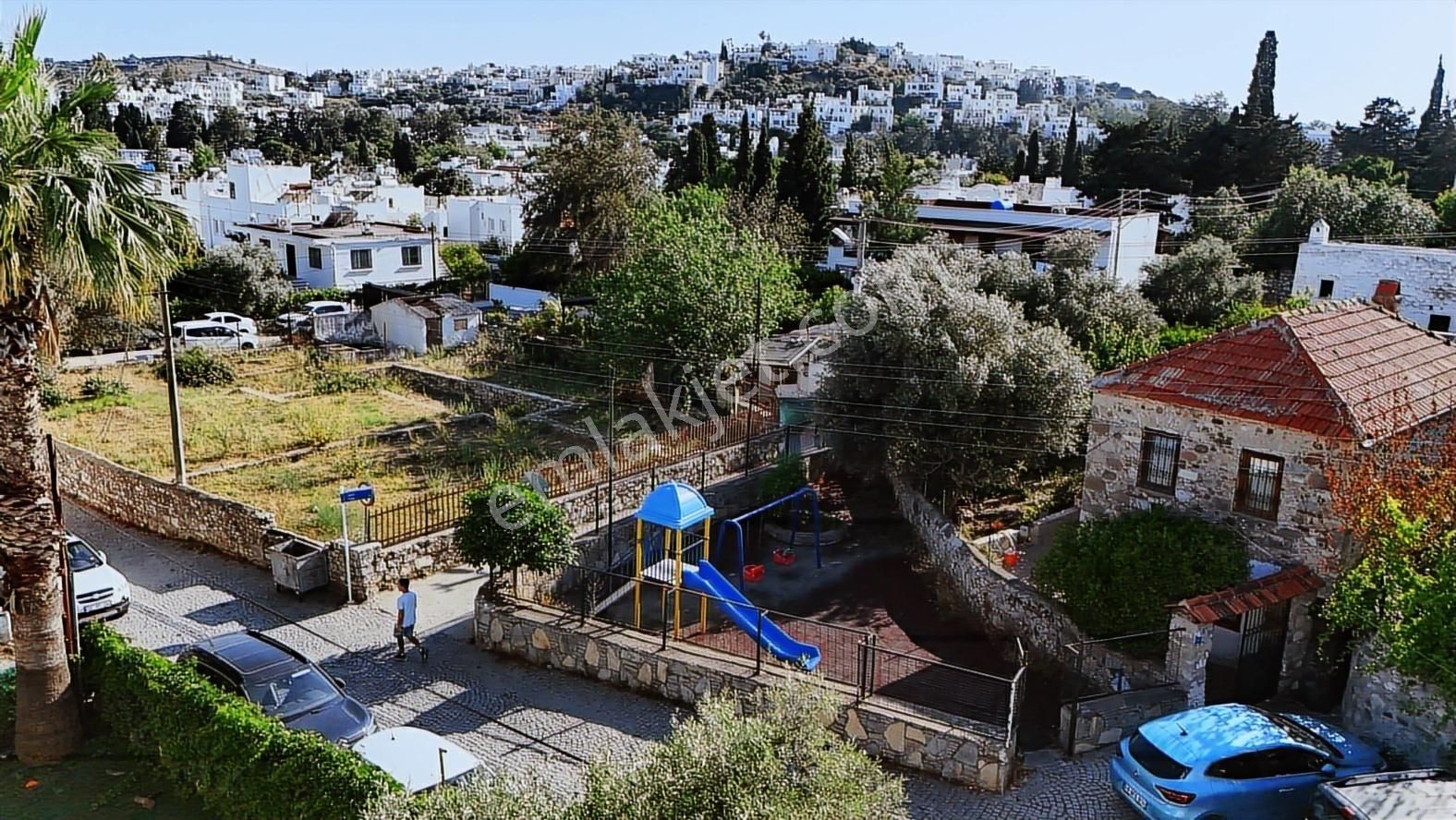 Bodrum Marinaya 350 M Mesafede 500 M2'lik Arsa - Görsel 8