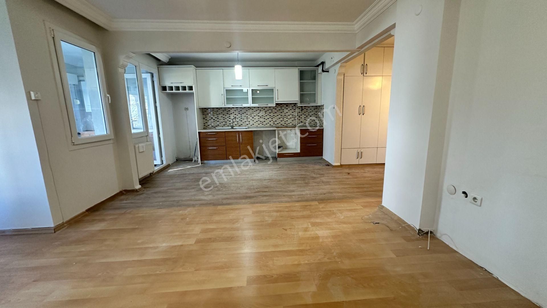 Kadınlar Denizi Mah. Kemerköy Sitesinde Satılık 3+1 Daire - Görsel 6