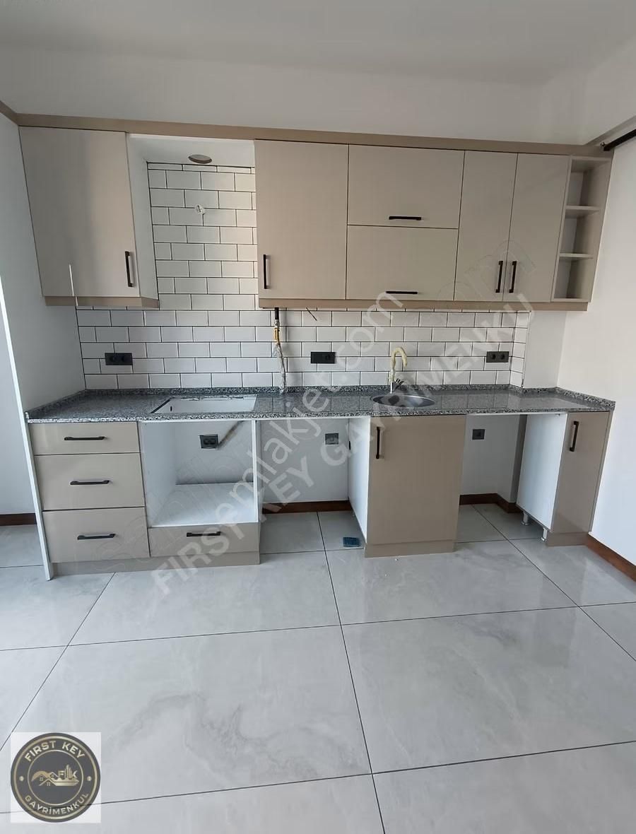 Doğanlar Meydanda Sıfır Binada Doğalgazlı Kiralık Lüks 3+1 Daire - Görsel 11