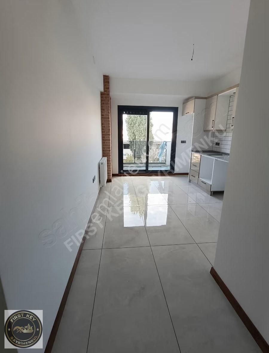 Doğanlar Meydanda Sıfır Binada Doğalgazlı Kiralık Lüks 3+1 Daire - Görsel 2