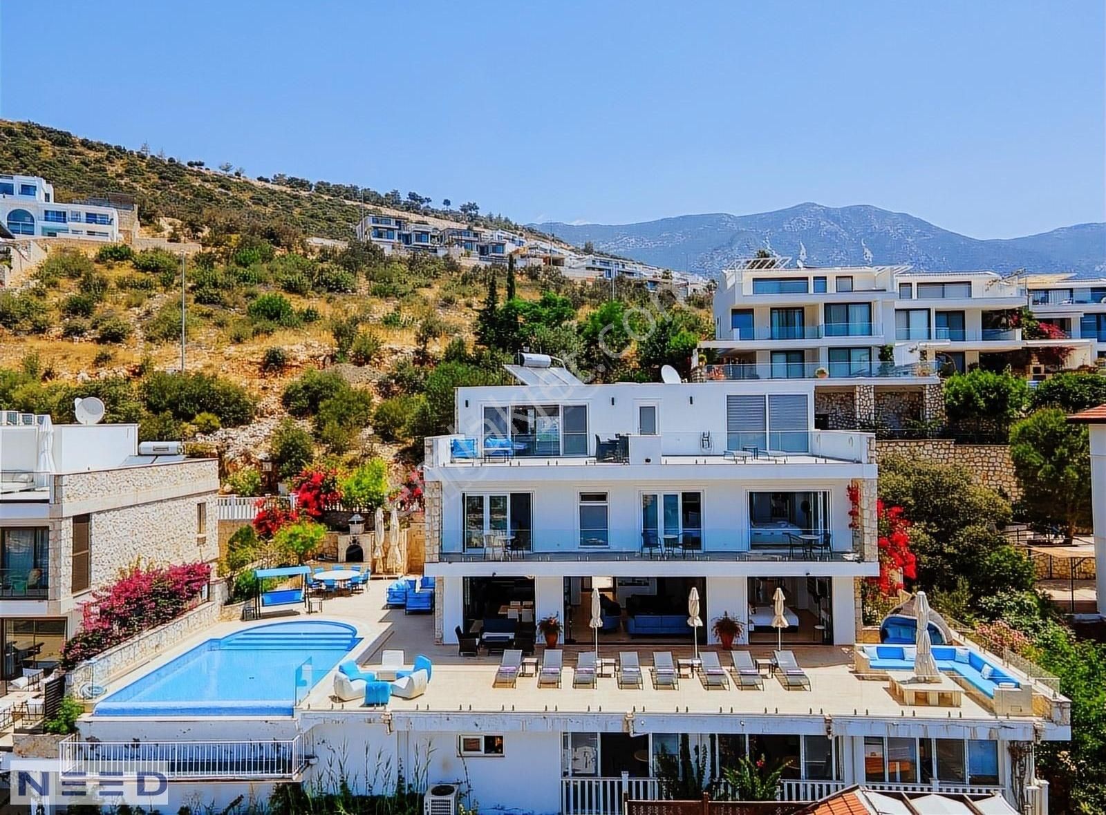 6+1 Super Manzaralı Lüx Geniş Havuzlu Villa - Görsel 14